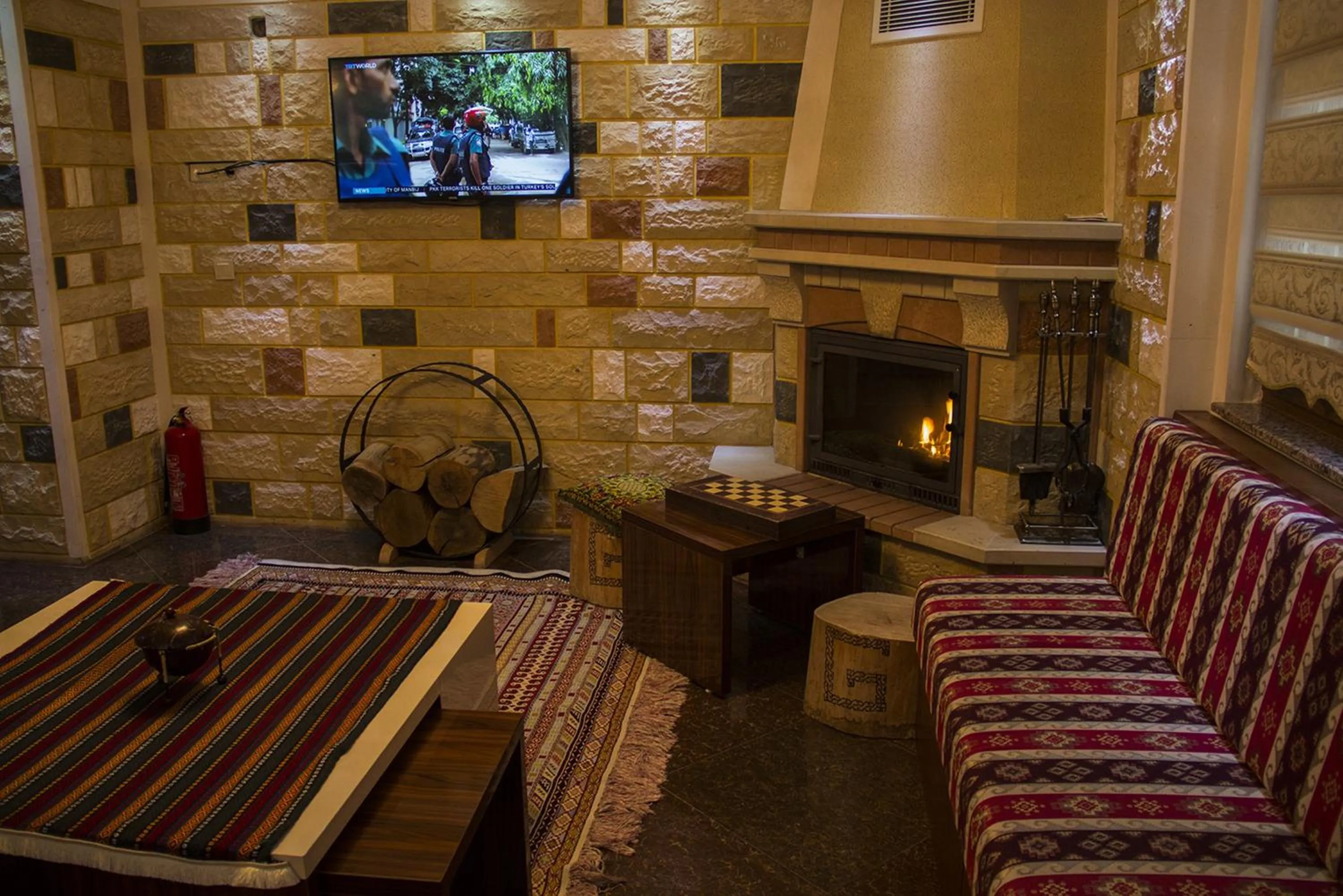 TV and multimedia in Gelgor Hotel