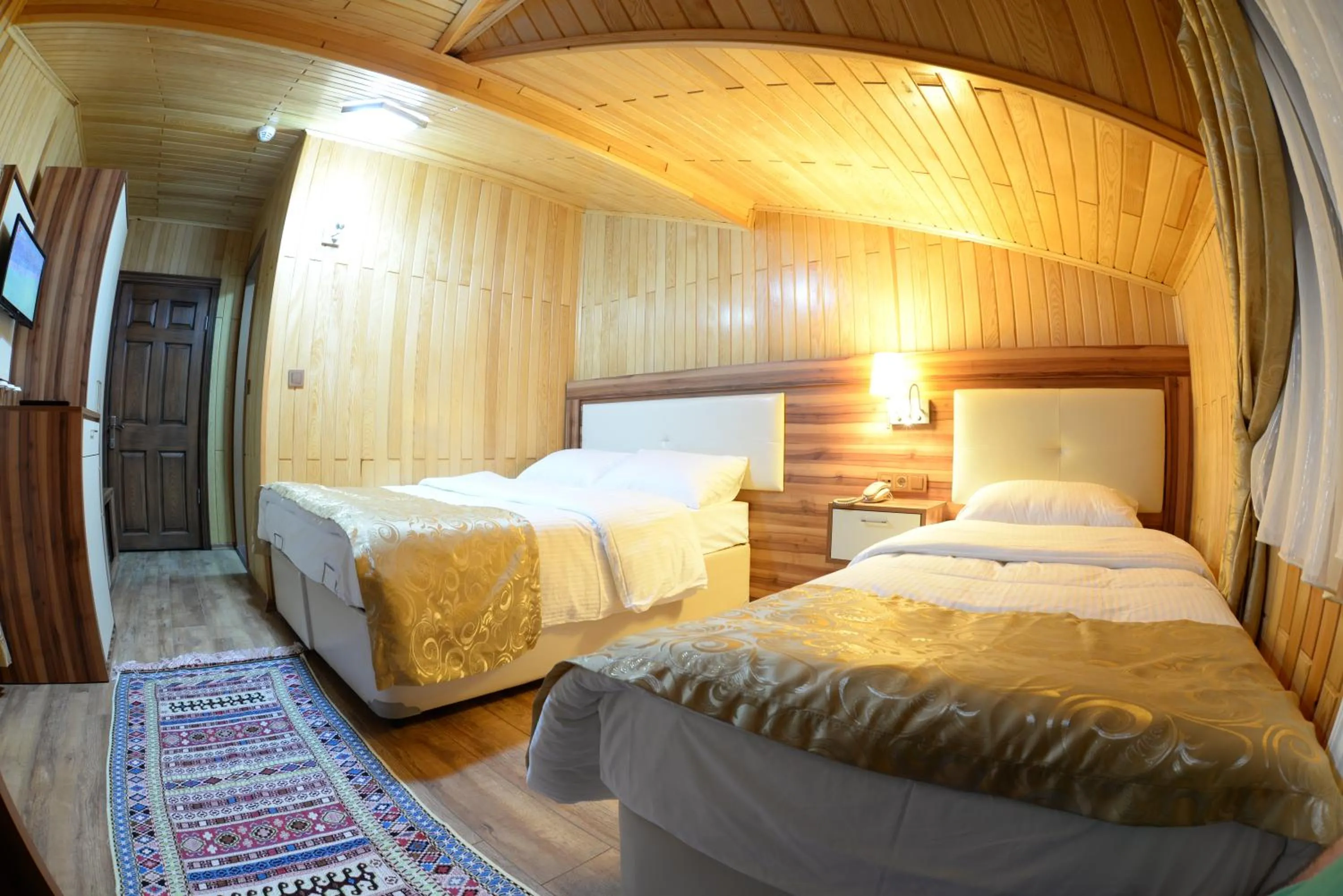 Photo of the whole room, Bed in Gelgor Hotel