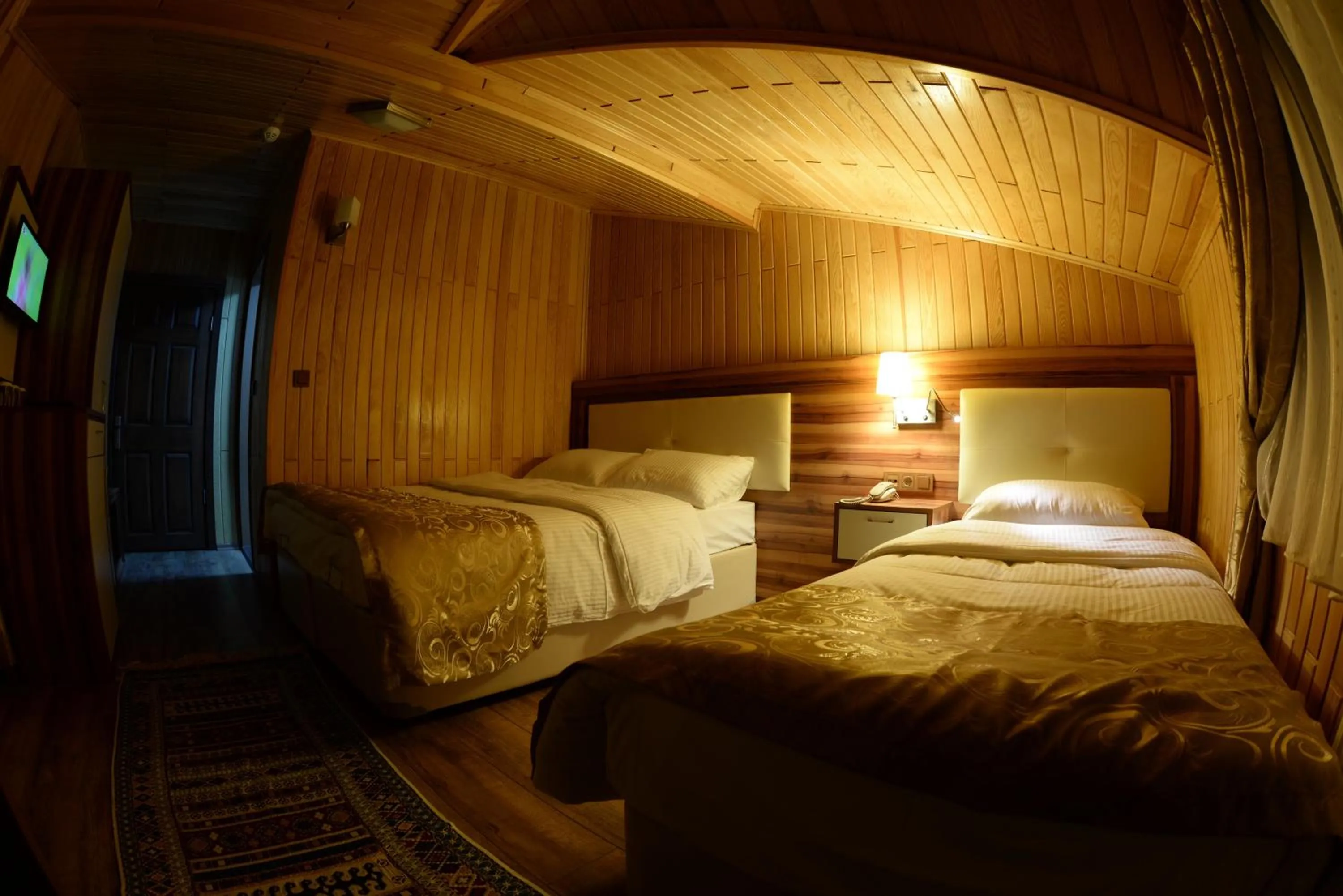 Photo of the whole room, Bed in Gelgor Hotel
