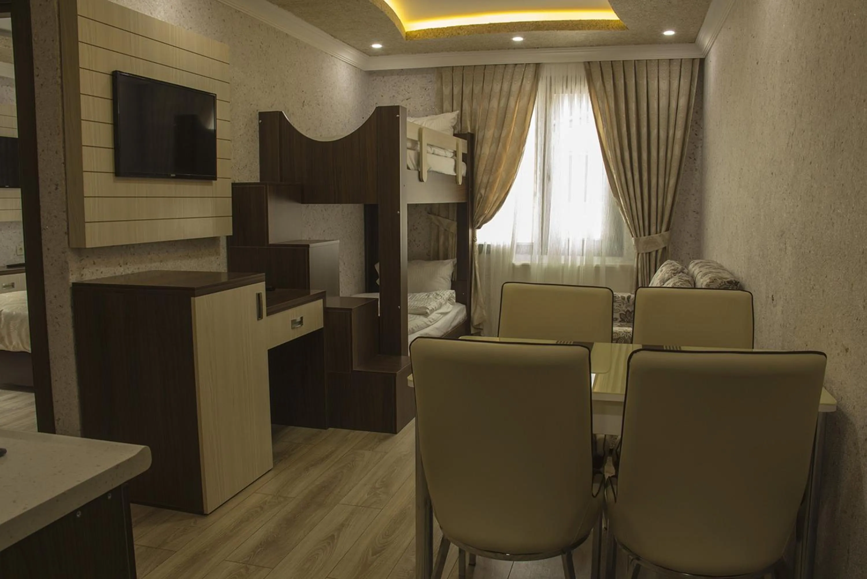 bunk bed in Gelgor Hotel