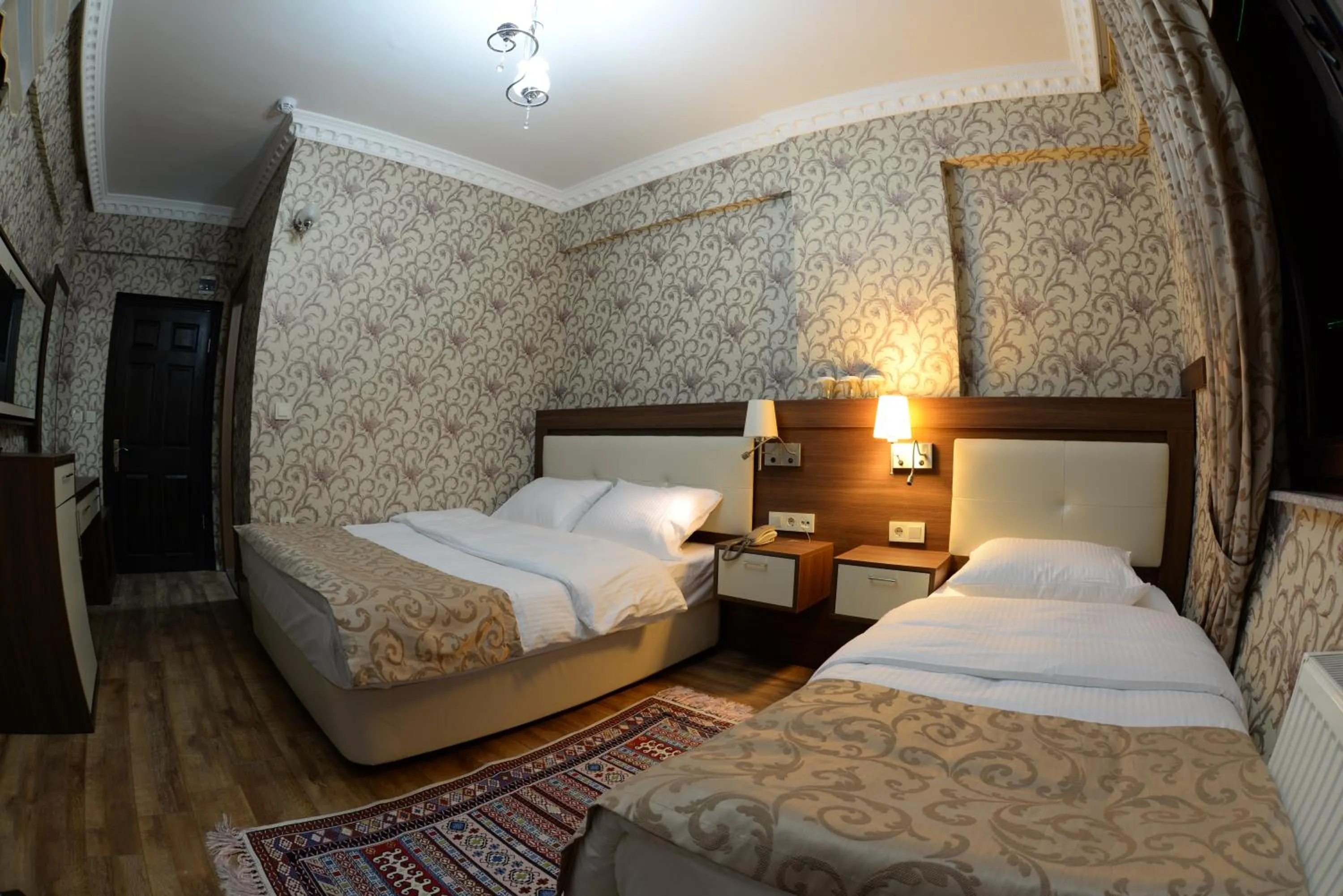 Photo of the whole room, Bed in Gelgor Hotel