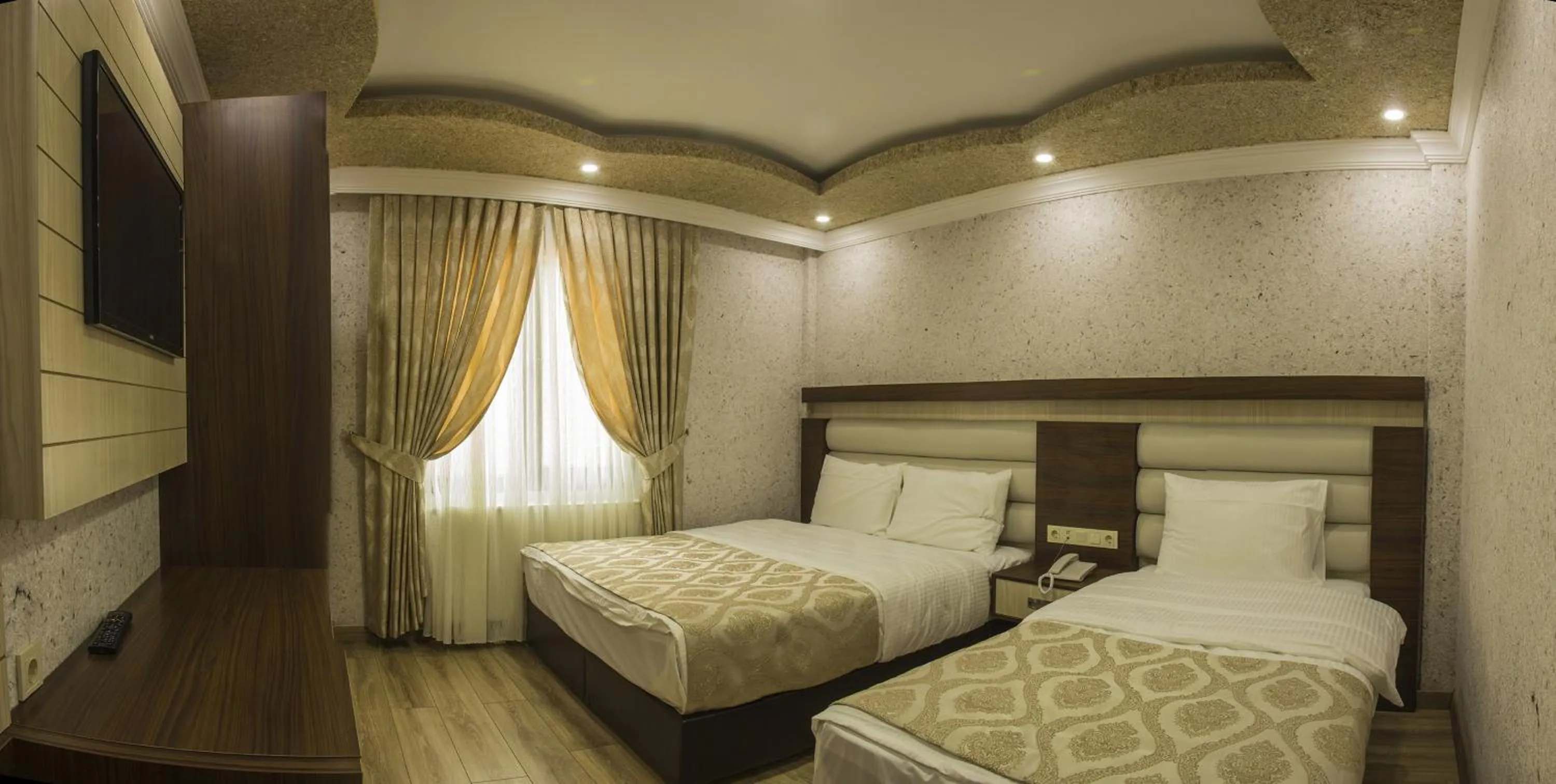 Bed in Gelgor Hotel