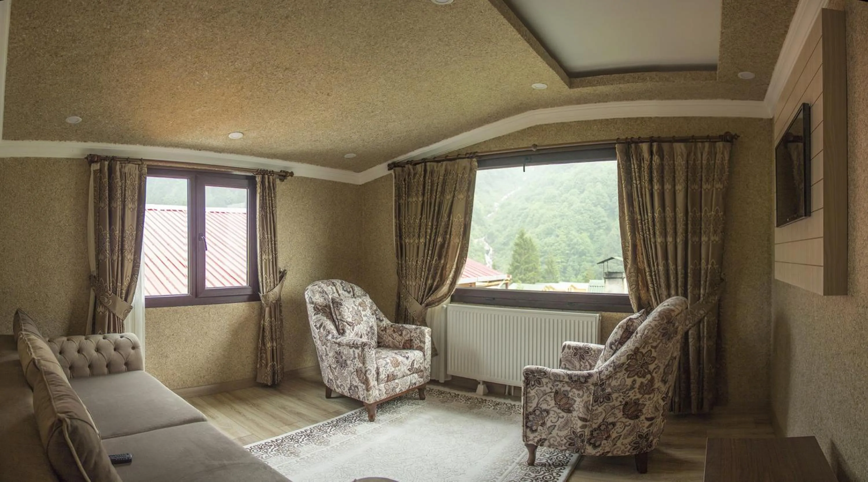 Seating area in Gelgor Hotel