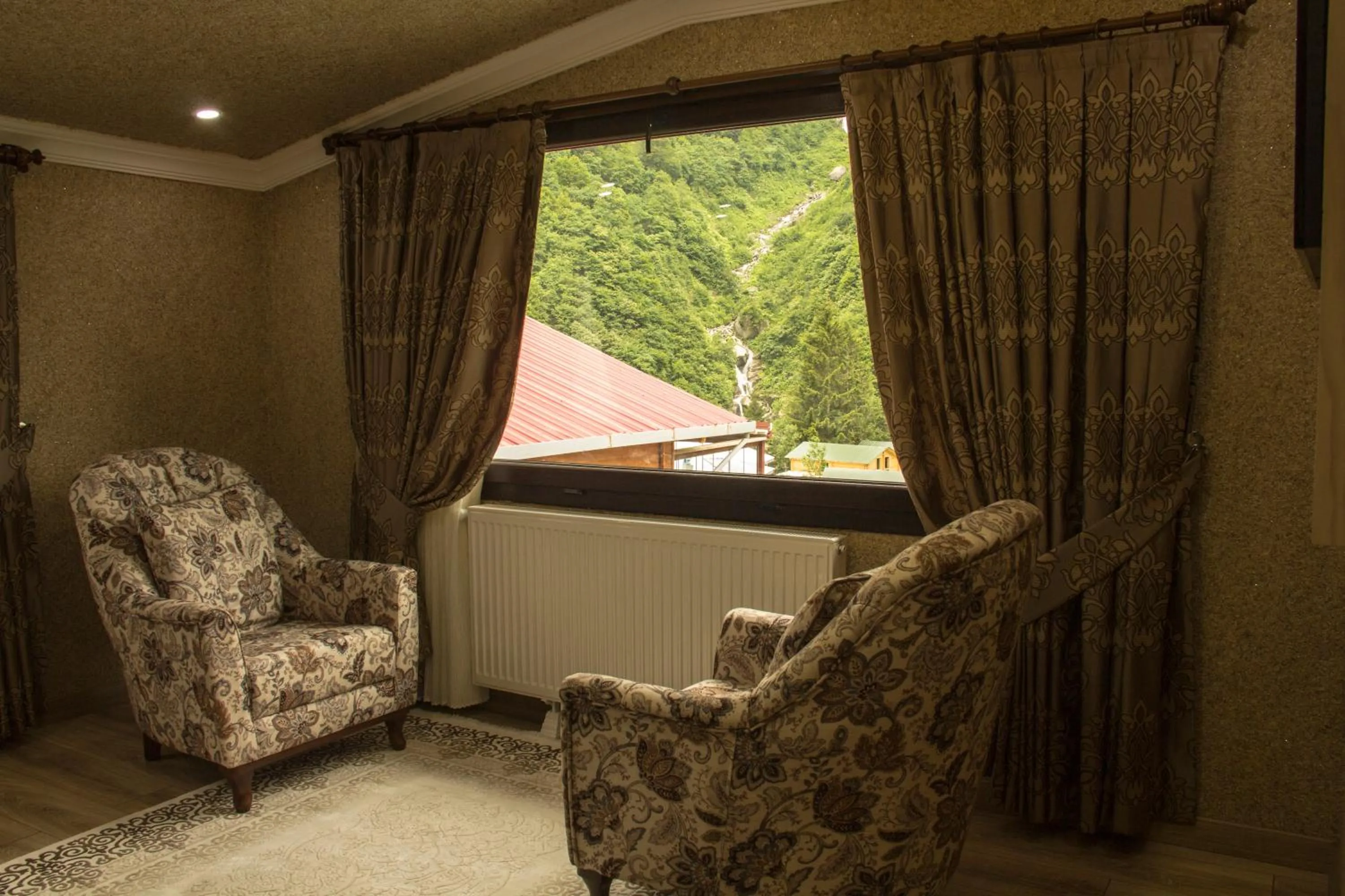 Day in Gelgor Hotel
