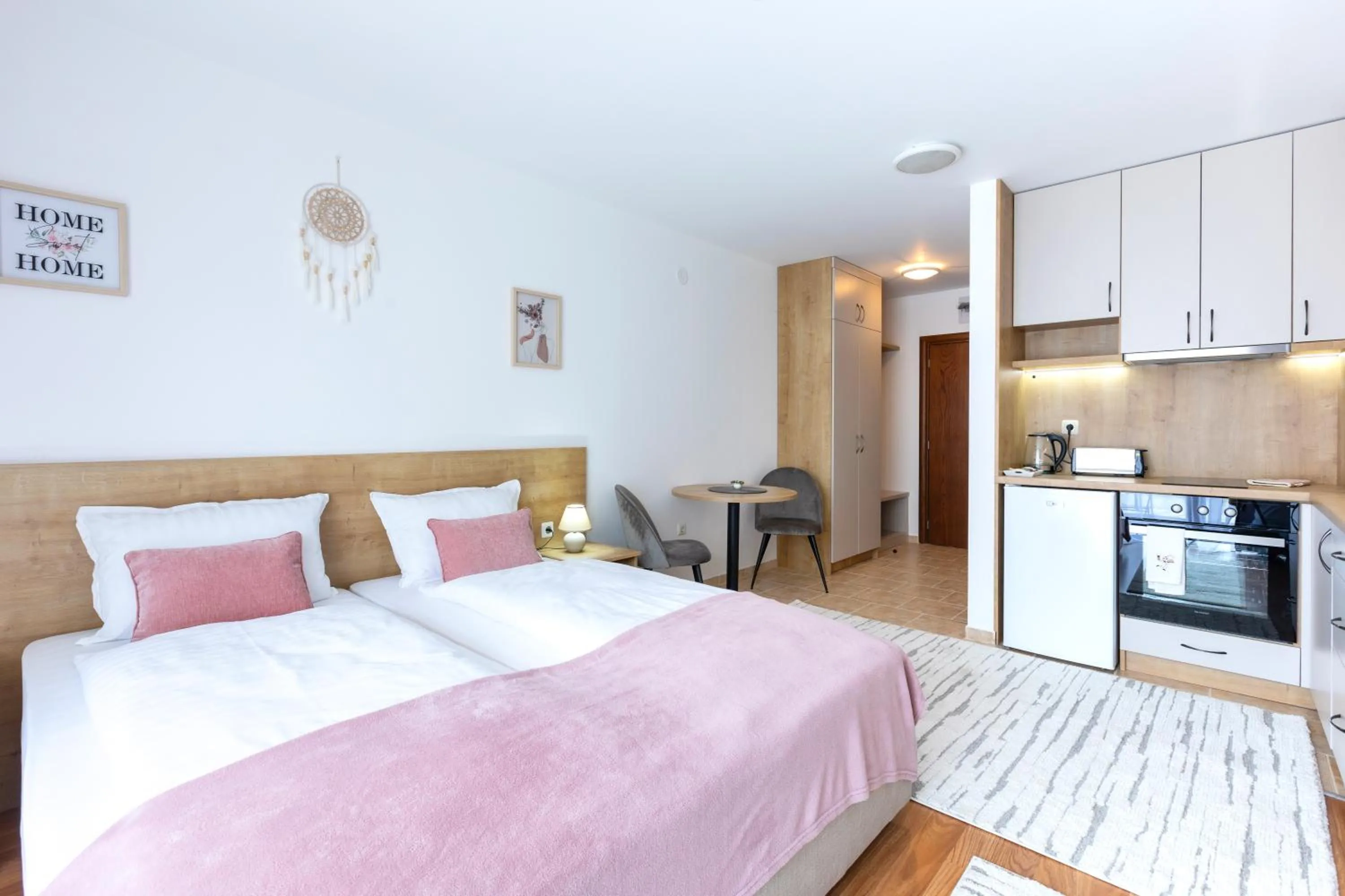 Bed in Pirin Sense Apartment Complex