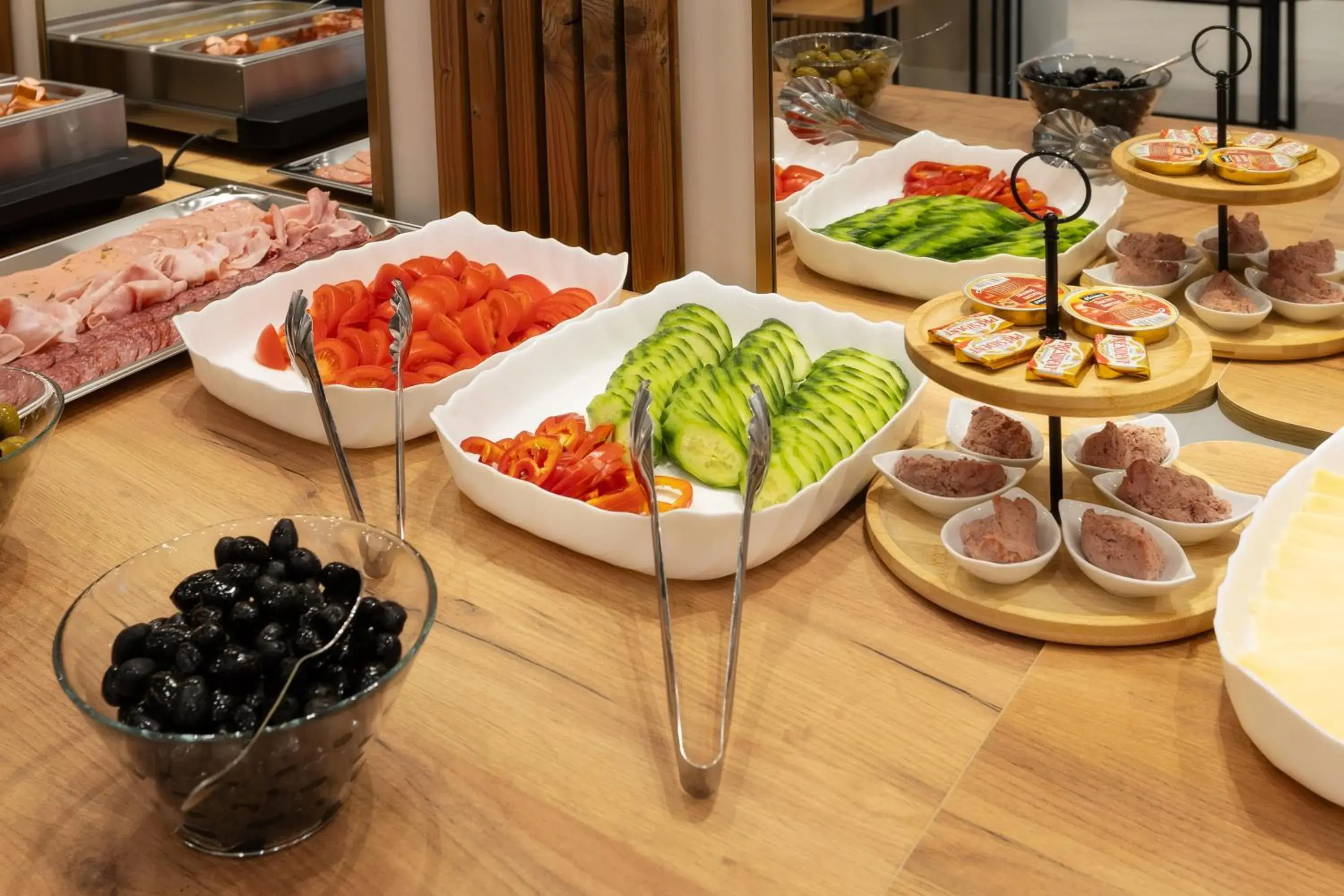 Food and drinks in Pirin Sense Apartment Complex Food and drinks in Pirin Sense Apartment Complex