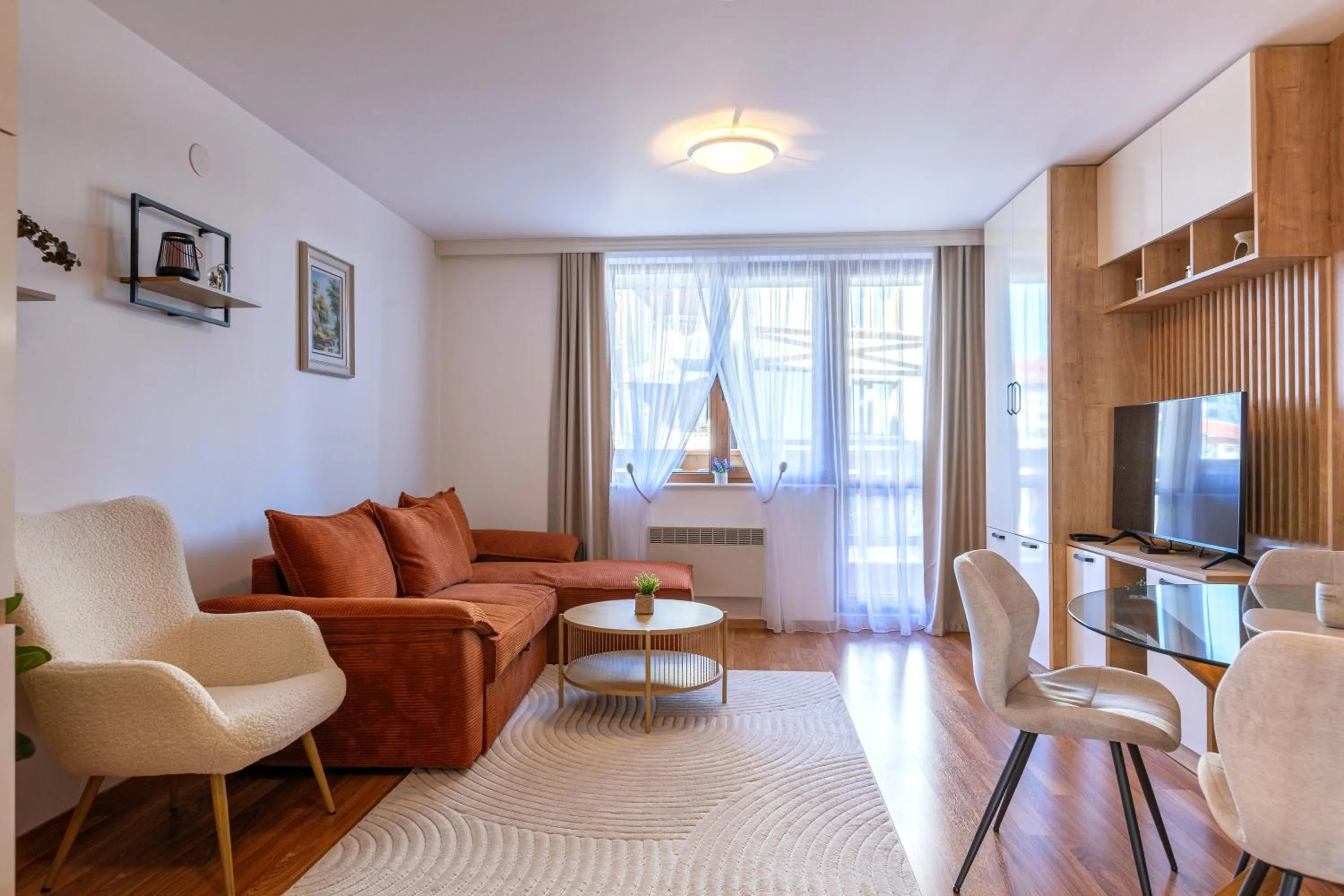 Pirin Sense Apartment Complex