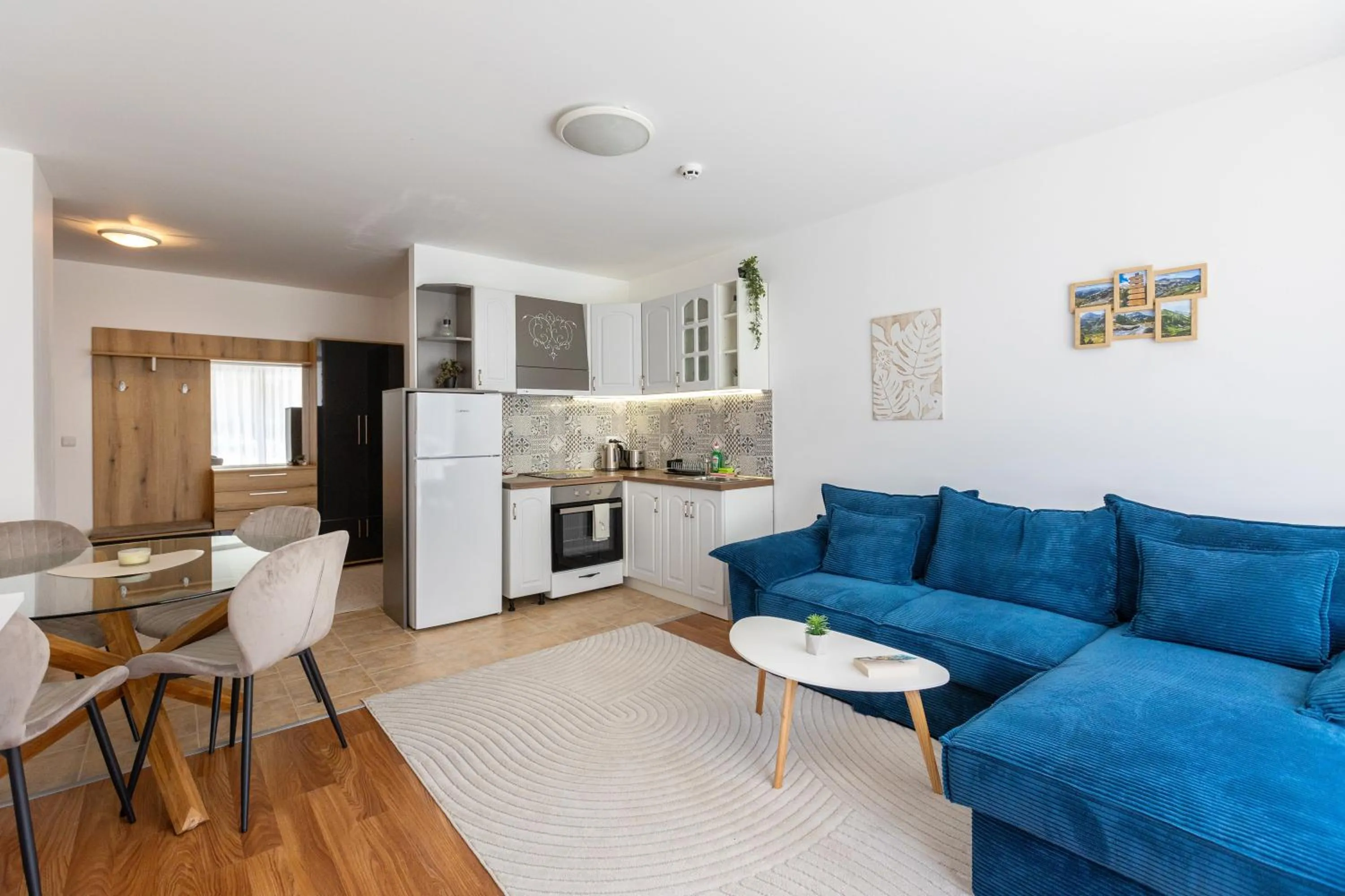 Pirin Sense Apartment Complex