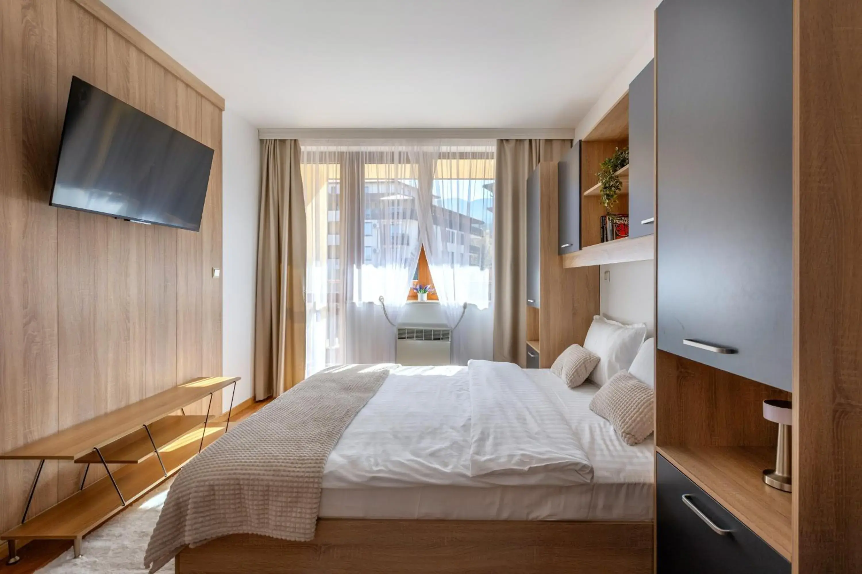 Bed in Pirin Sense Apartment Complex Bed in Pirin Sense Apartment Complex