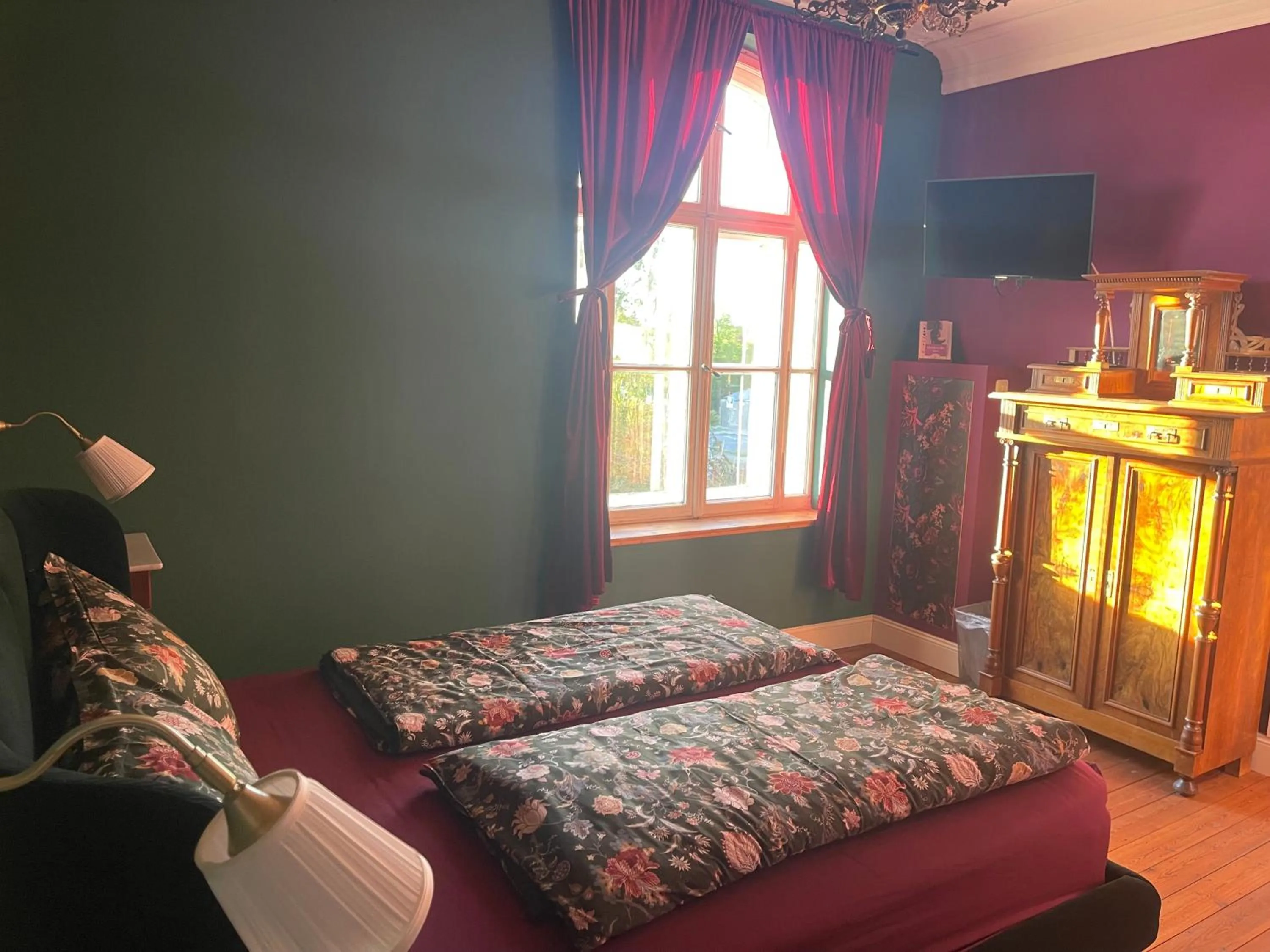 Bed in B&B Mühlenvilla am Bützower Hafen