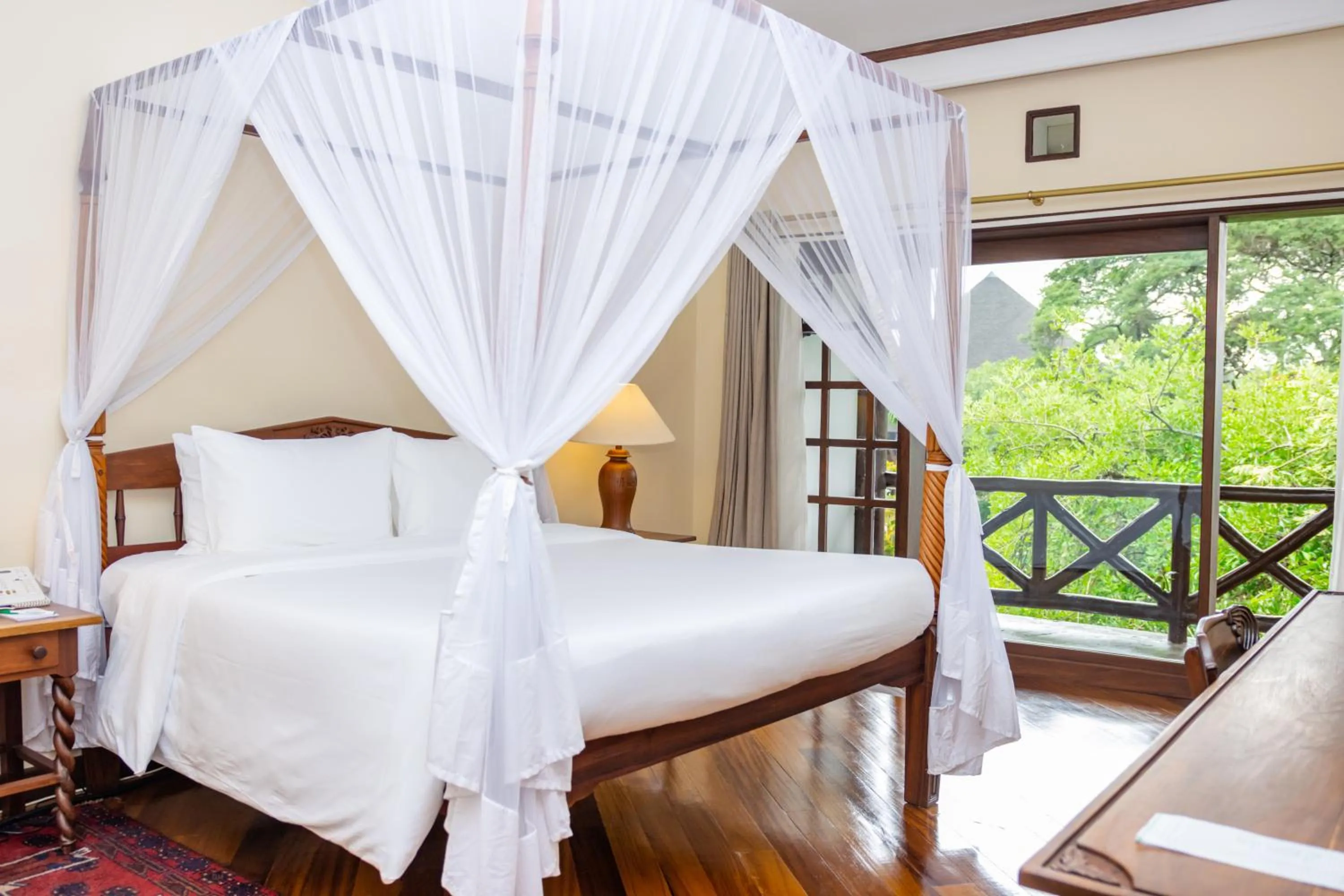 Bed in Safari Park Hotel