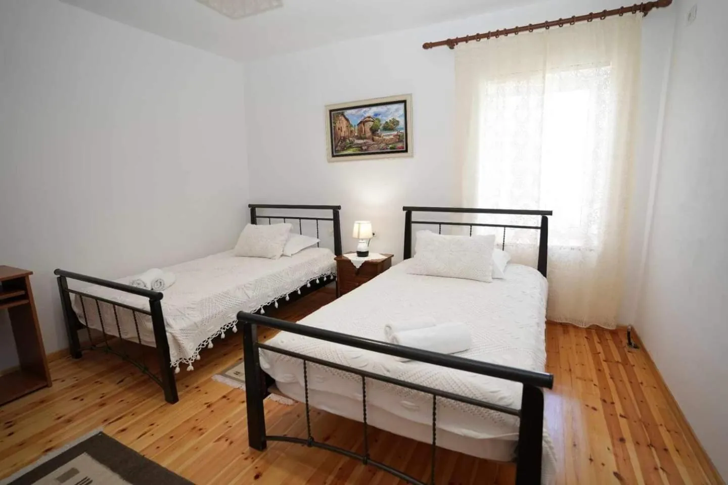 Two-Bedroom Apartment - single occupancy in EniGuesthouse