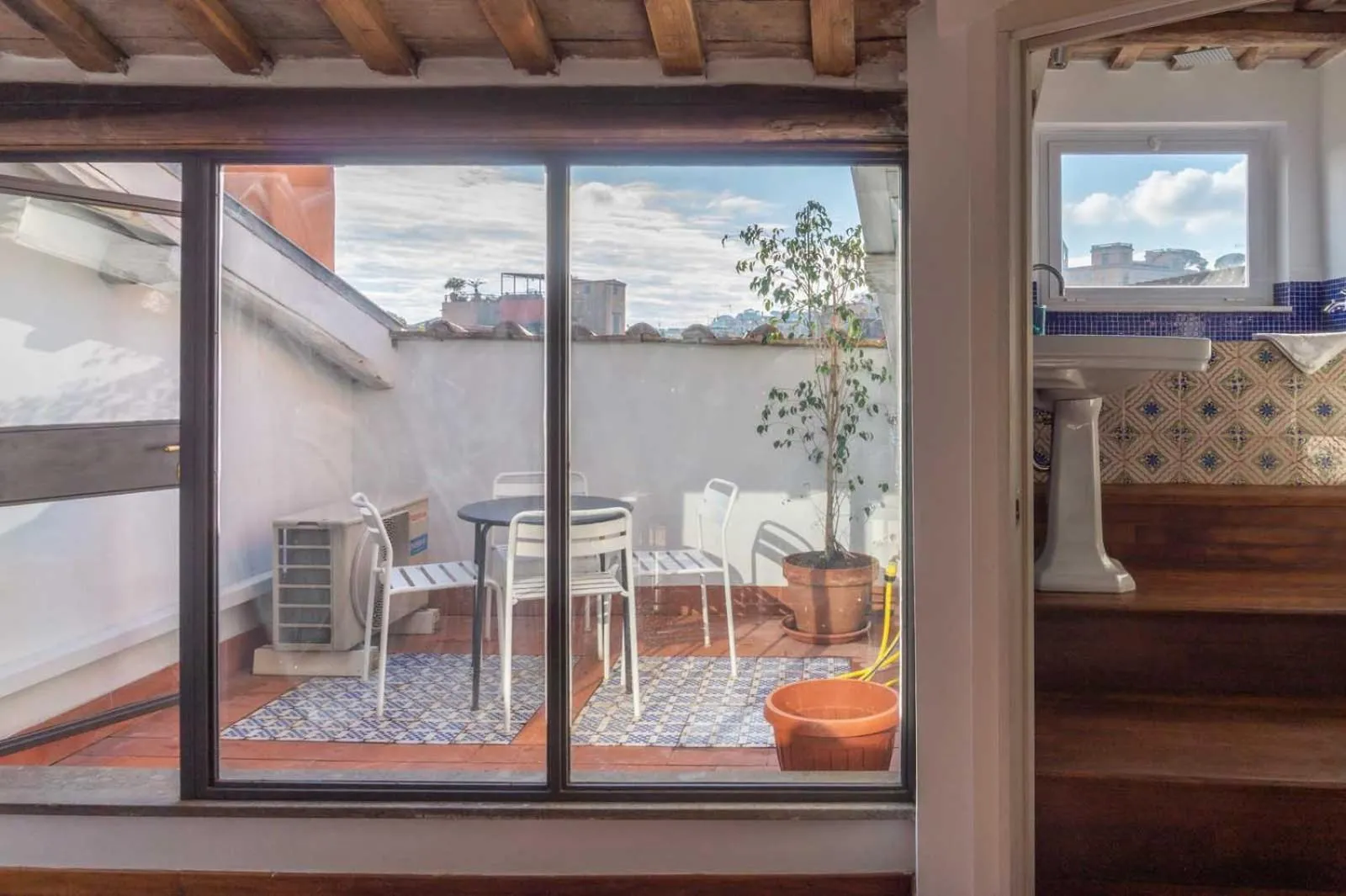 Balcony/Terrace in Lusso e panorama senza paragoni, Loft Trastevere