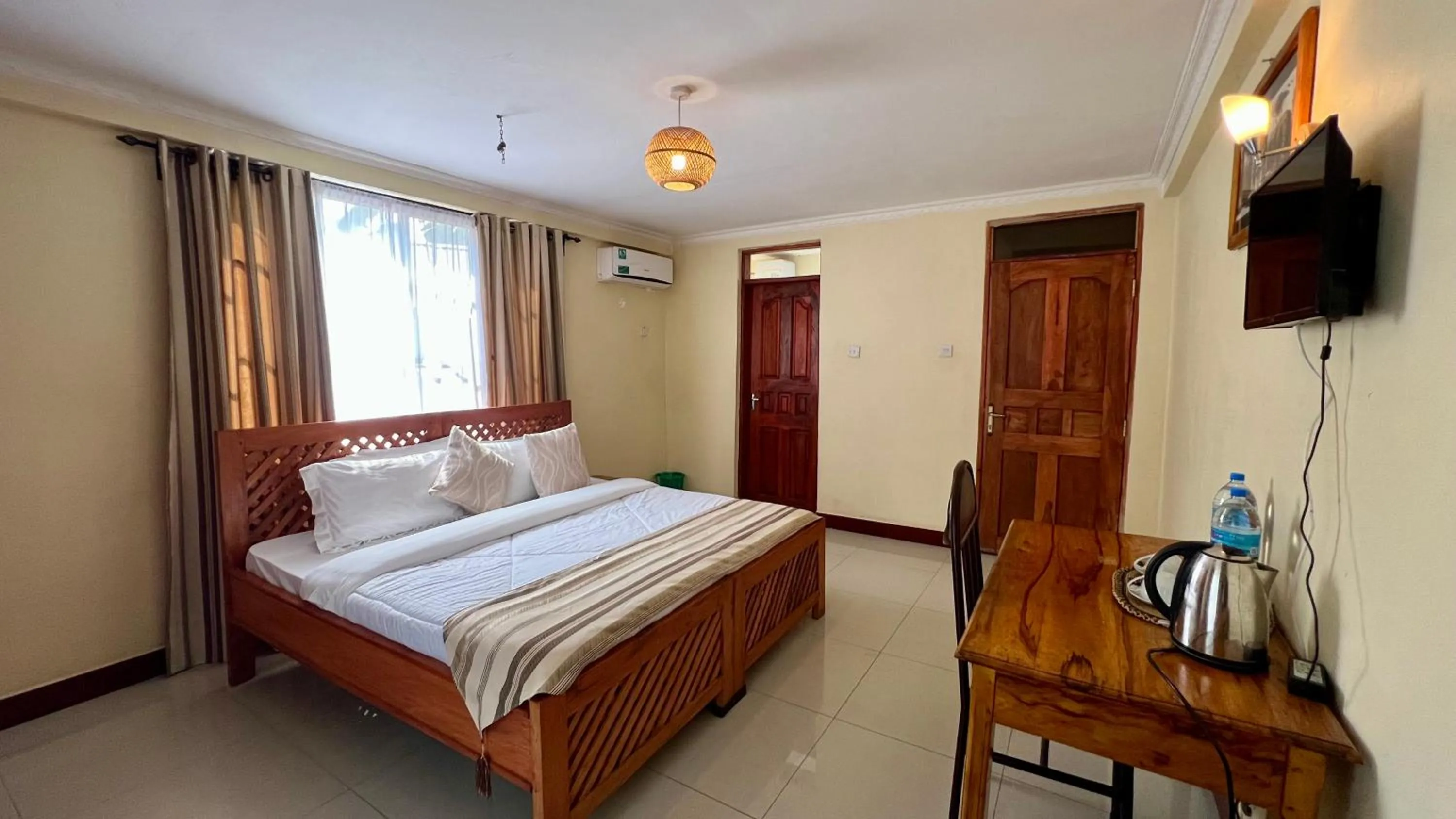 Bed in Runako Hostel