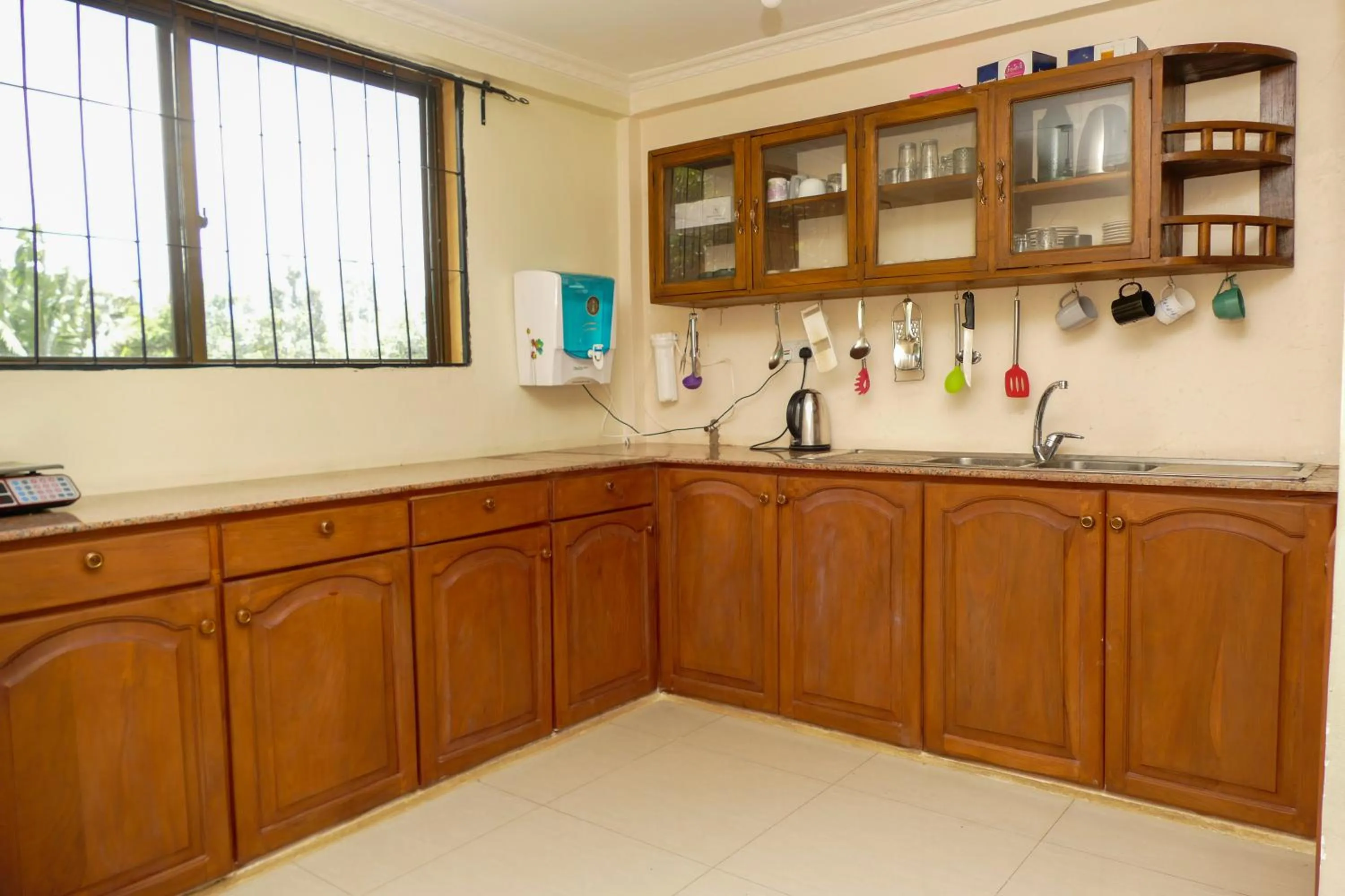 Kitchen or kitchenette in Runako Hostel