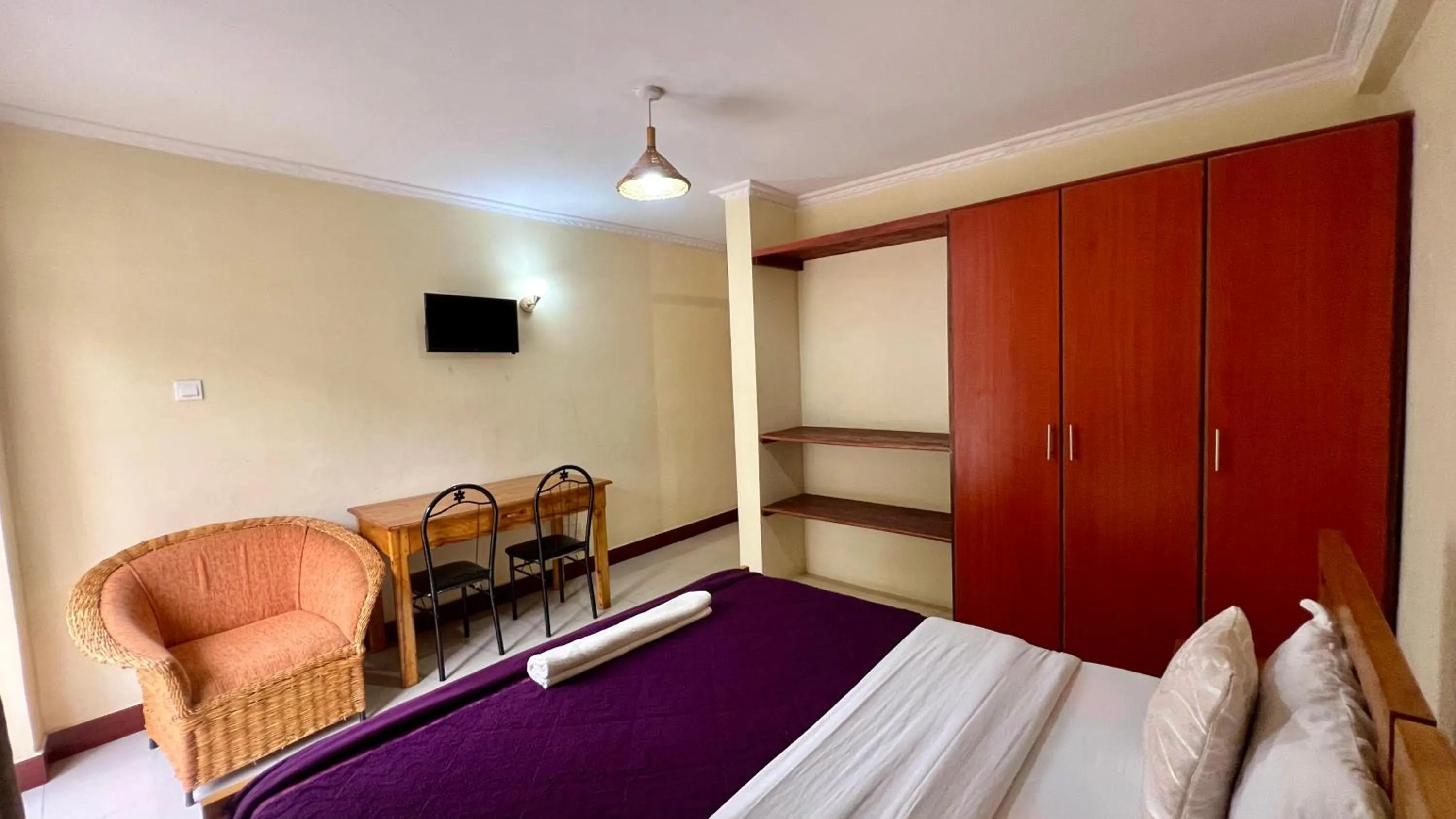 Bed in Runako Hostel