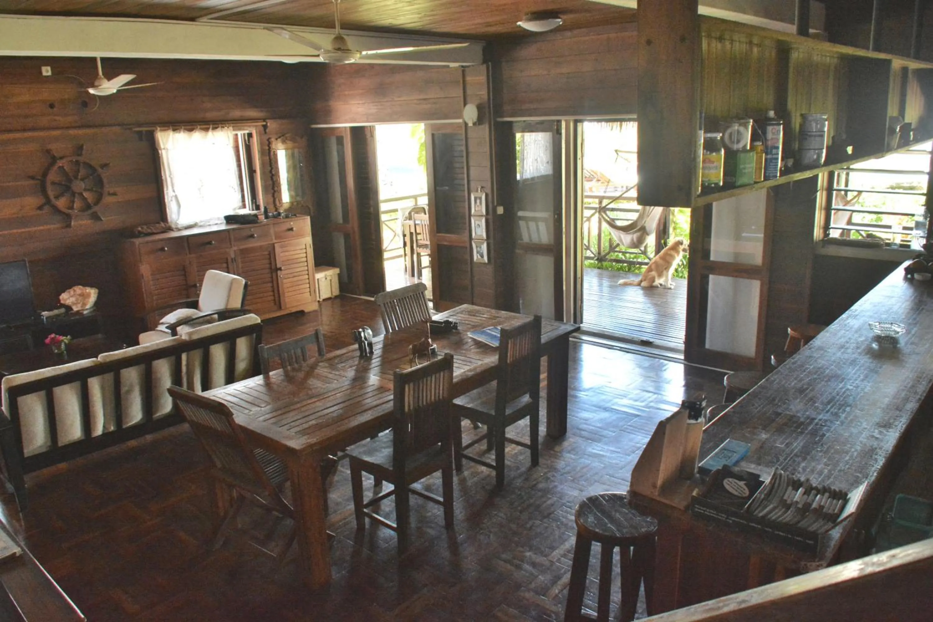 Lounge or bar in Ylang hôtel