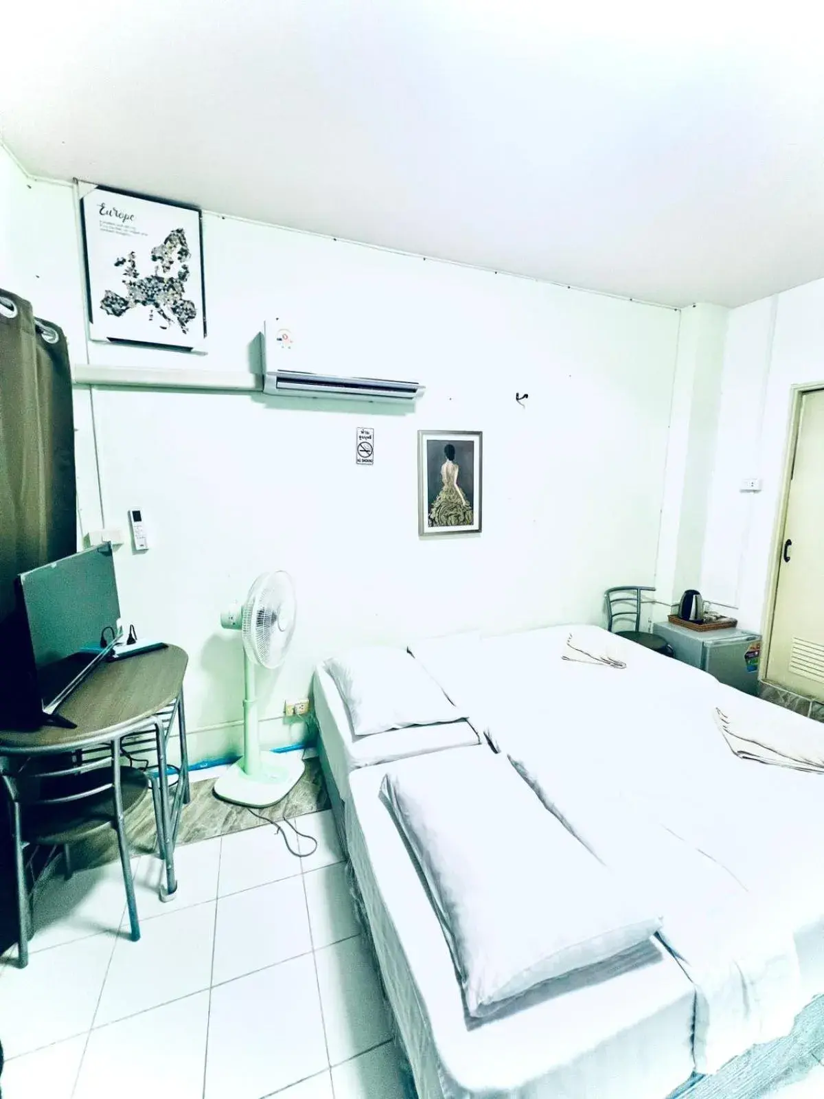 Bed in BLUE PEARL SHORE Bed in BLUE PEARL SHORE