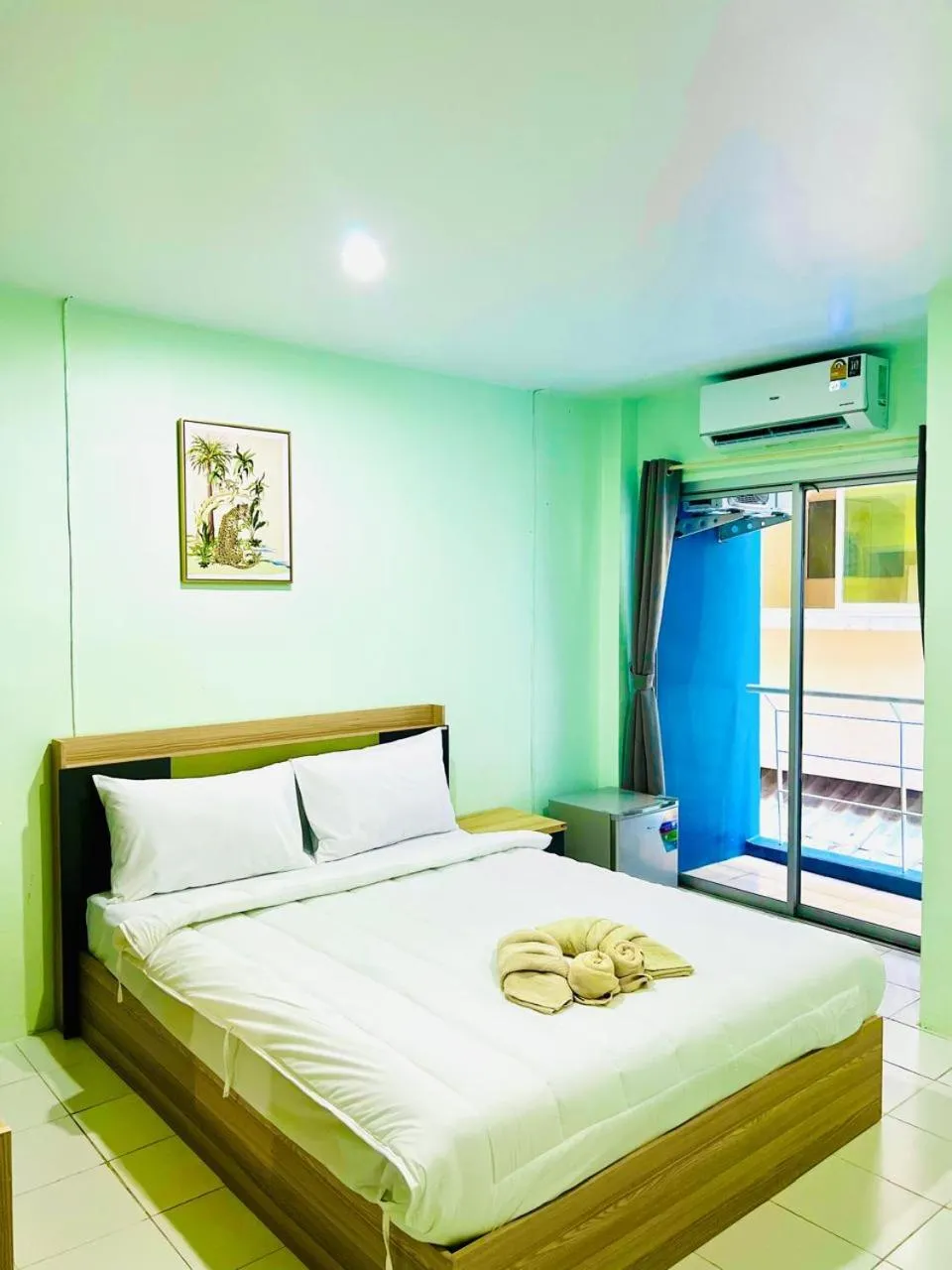 Deluxe Queen Room in BLUE PEARL SHORE