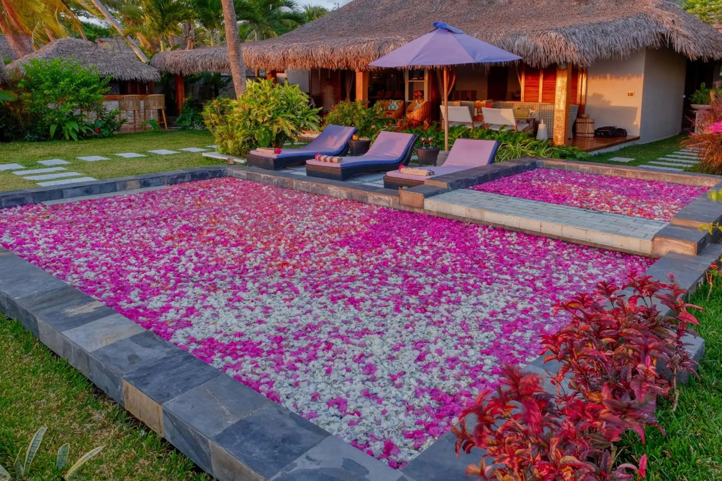 Luxury Sakina Villa - Beachfront Luxury Sakina Villa - Beachfront