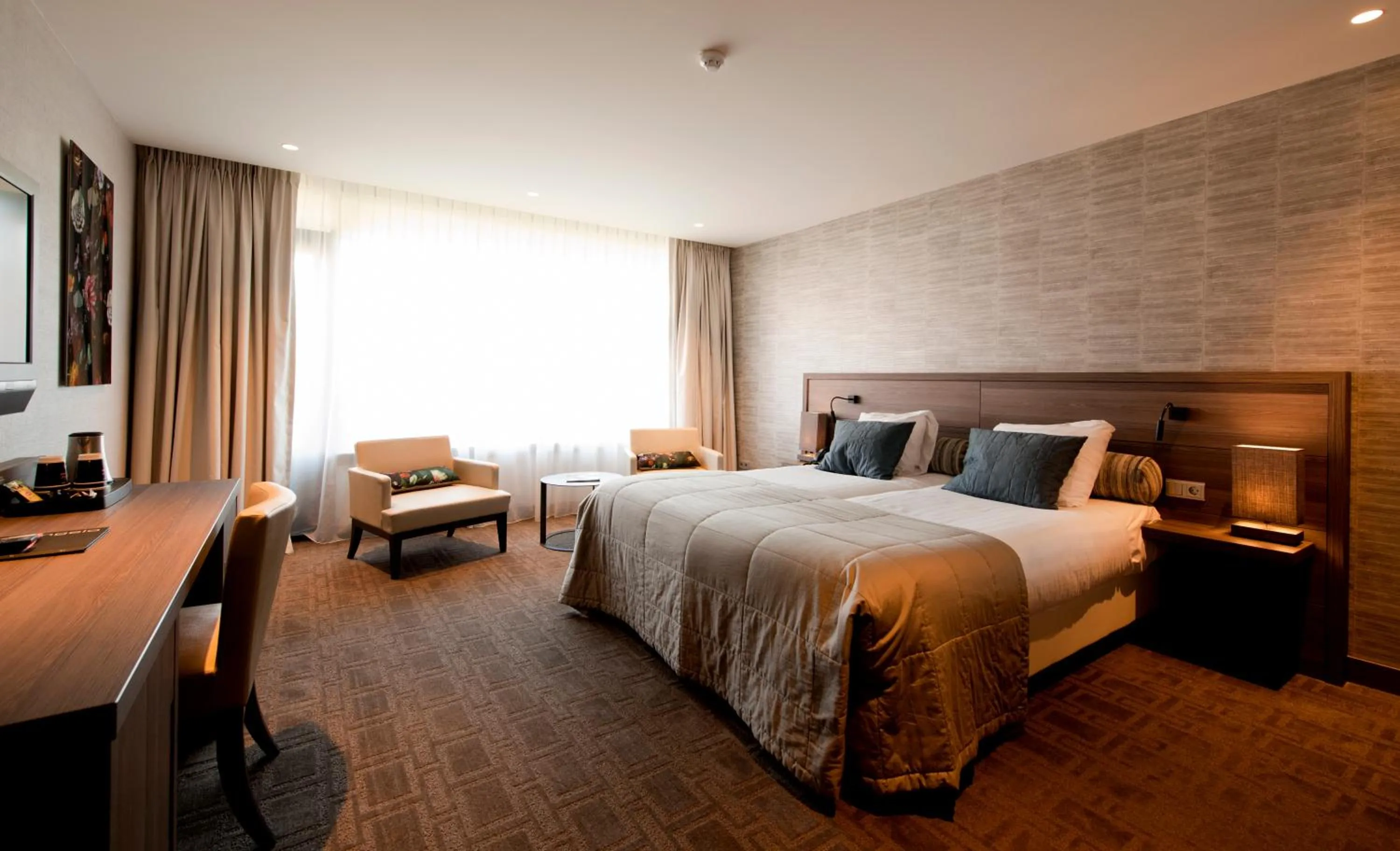 Bedroom, Bed in Van der Valk Hotel Hengelo