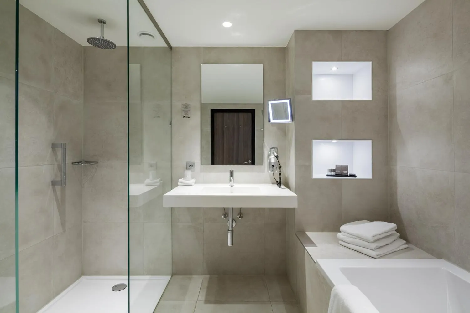 Bathroom in Van der Valk Hotel Hengelo