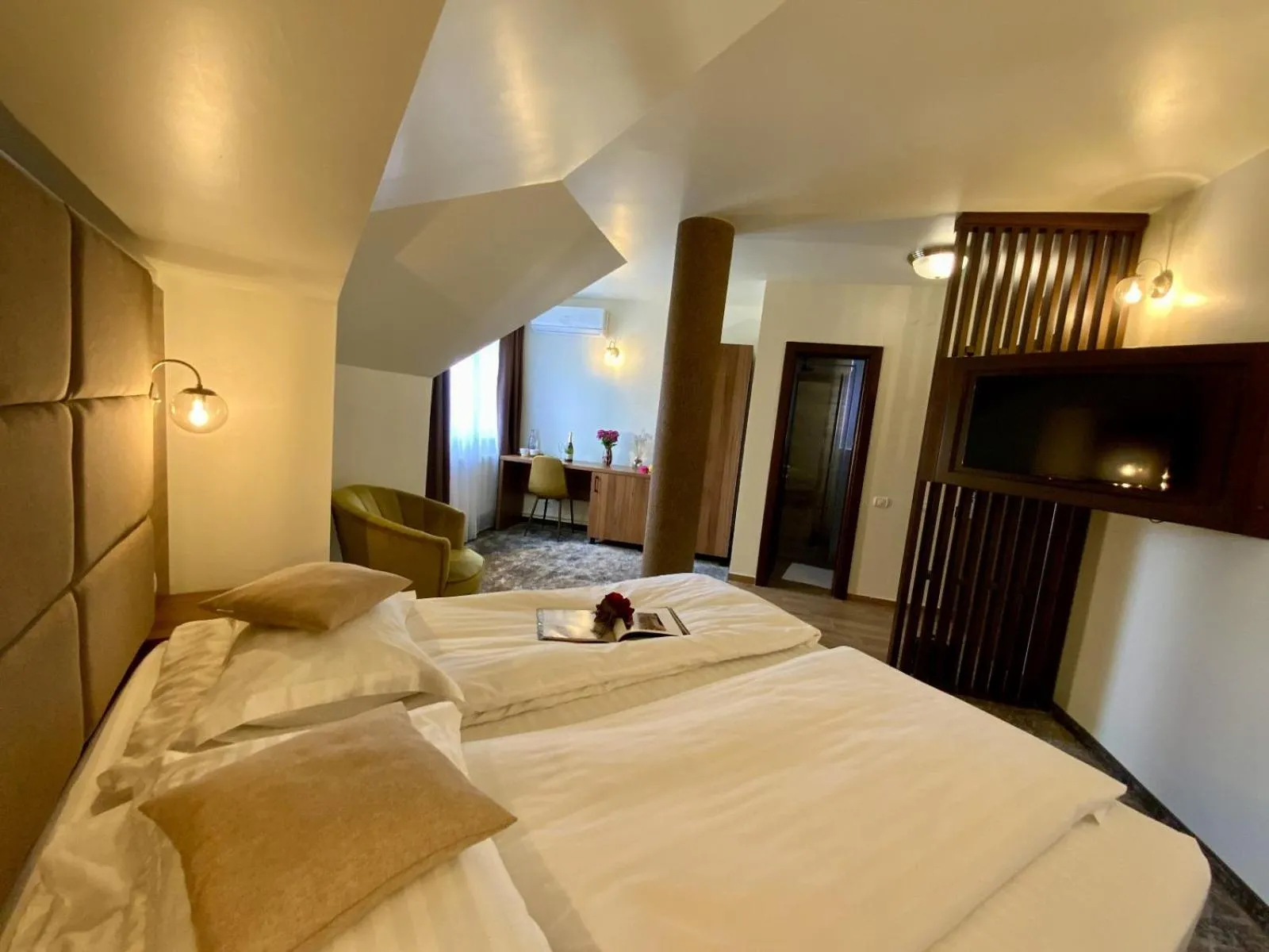 Bed in Motel Alaska