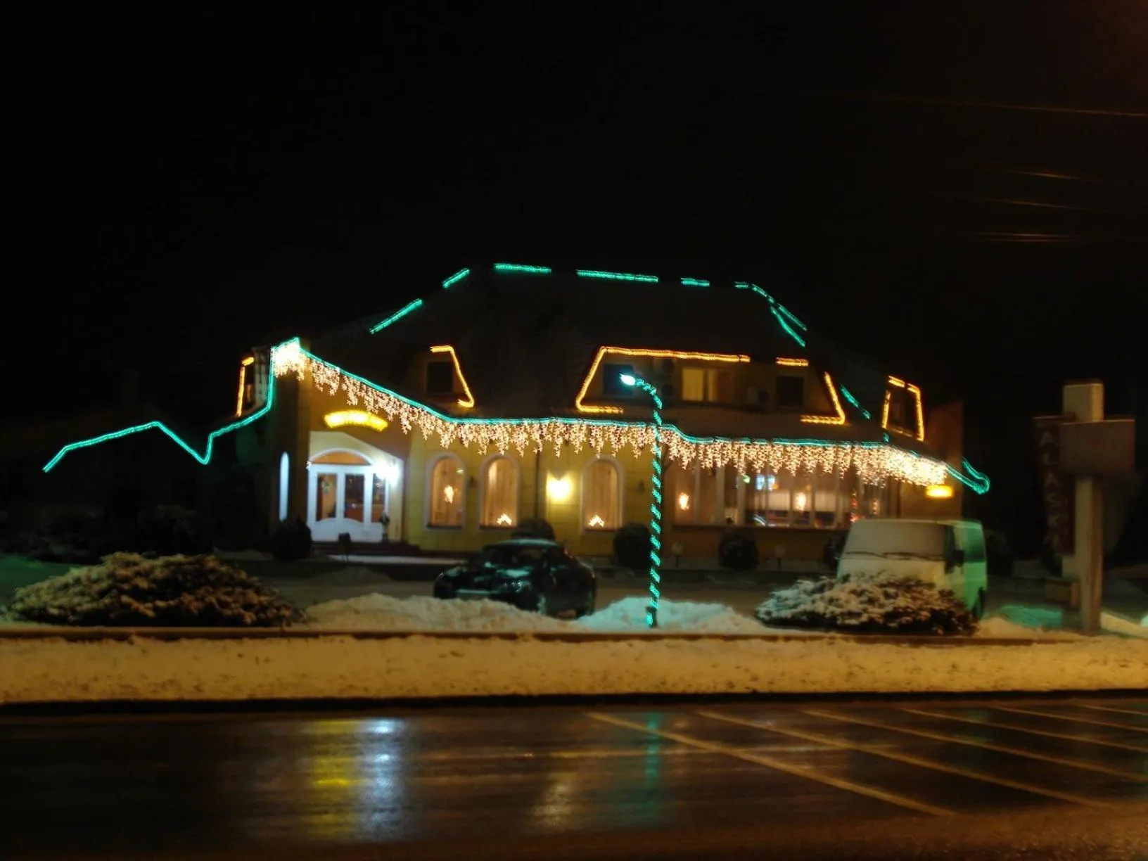 Facade/entrance in Motel Alaska