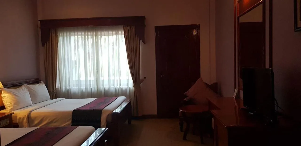 Bed in Ree Mohasambath Hotel & Resort