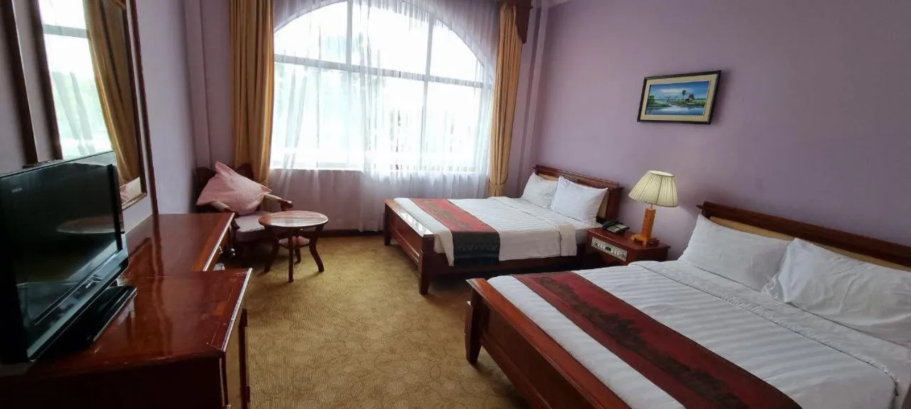 Bed in Ree Mohasambath Hotel & Resort