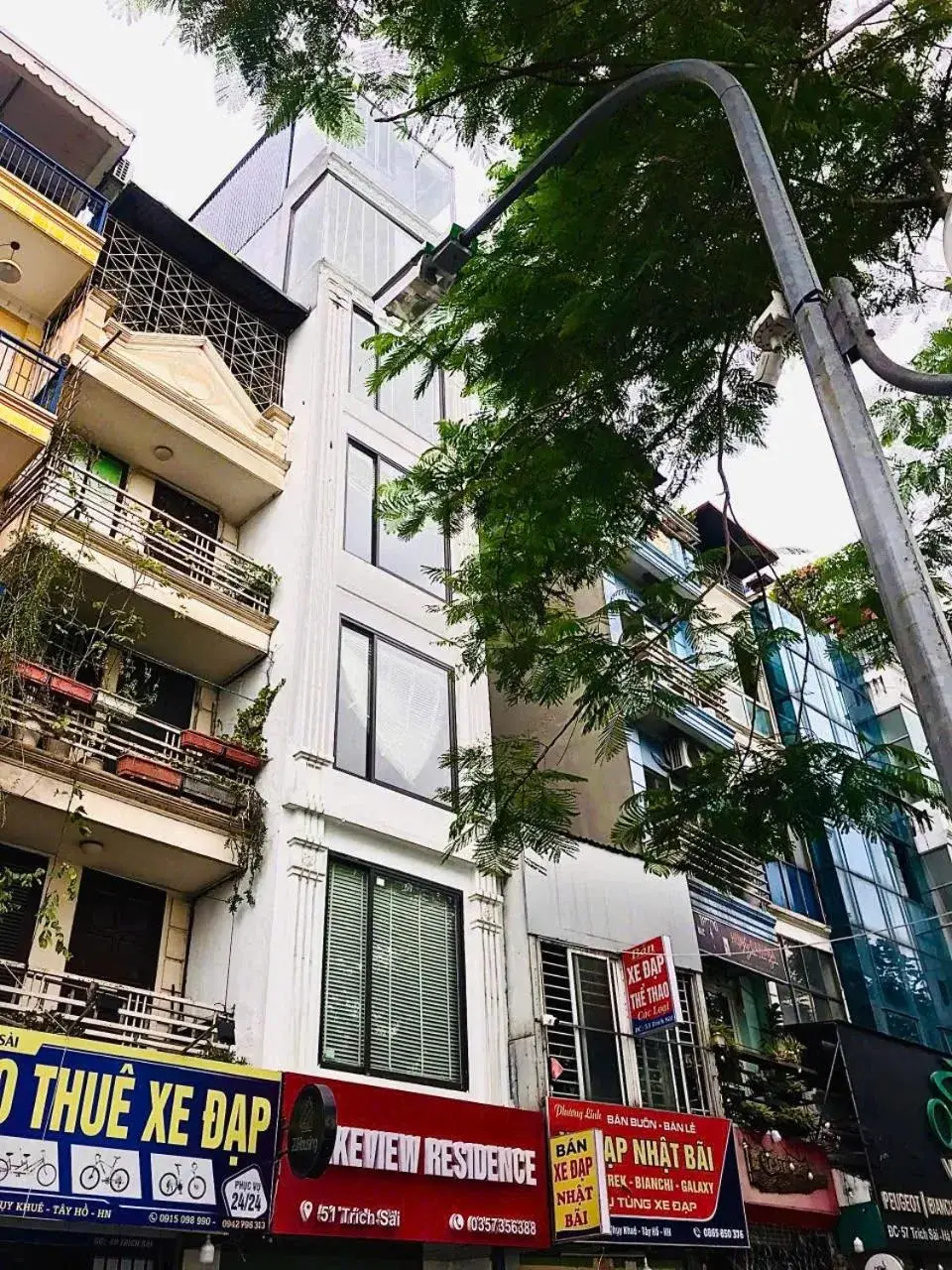 Property building in Lakeview Residence Hotel Property building in Lakeview Residence Hotel