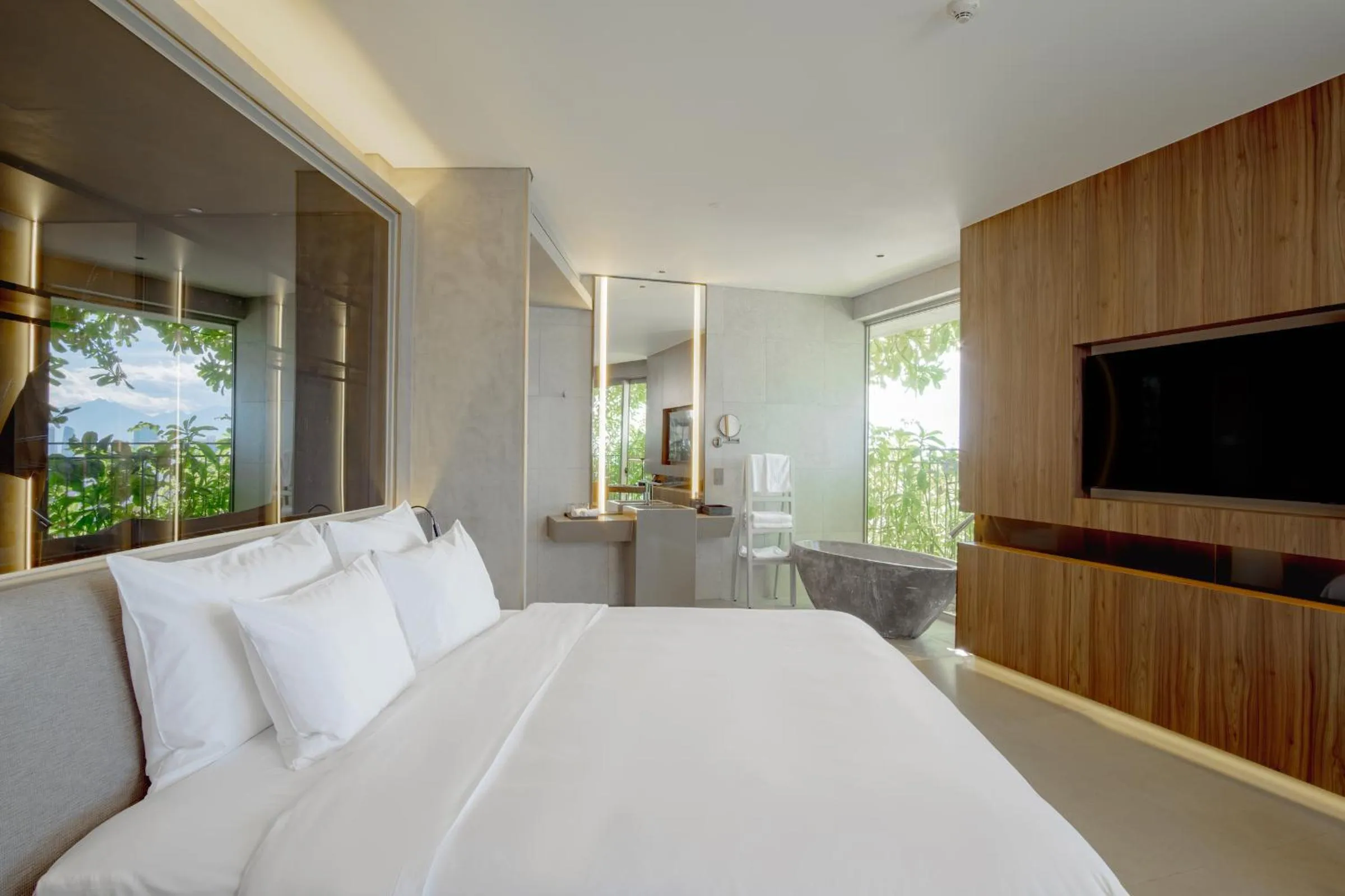 Bed in M Hotel Danang