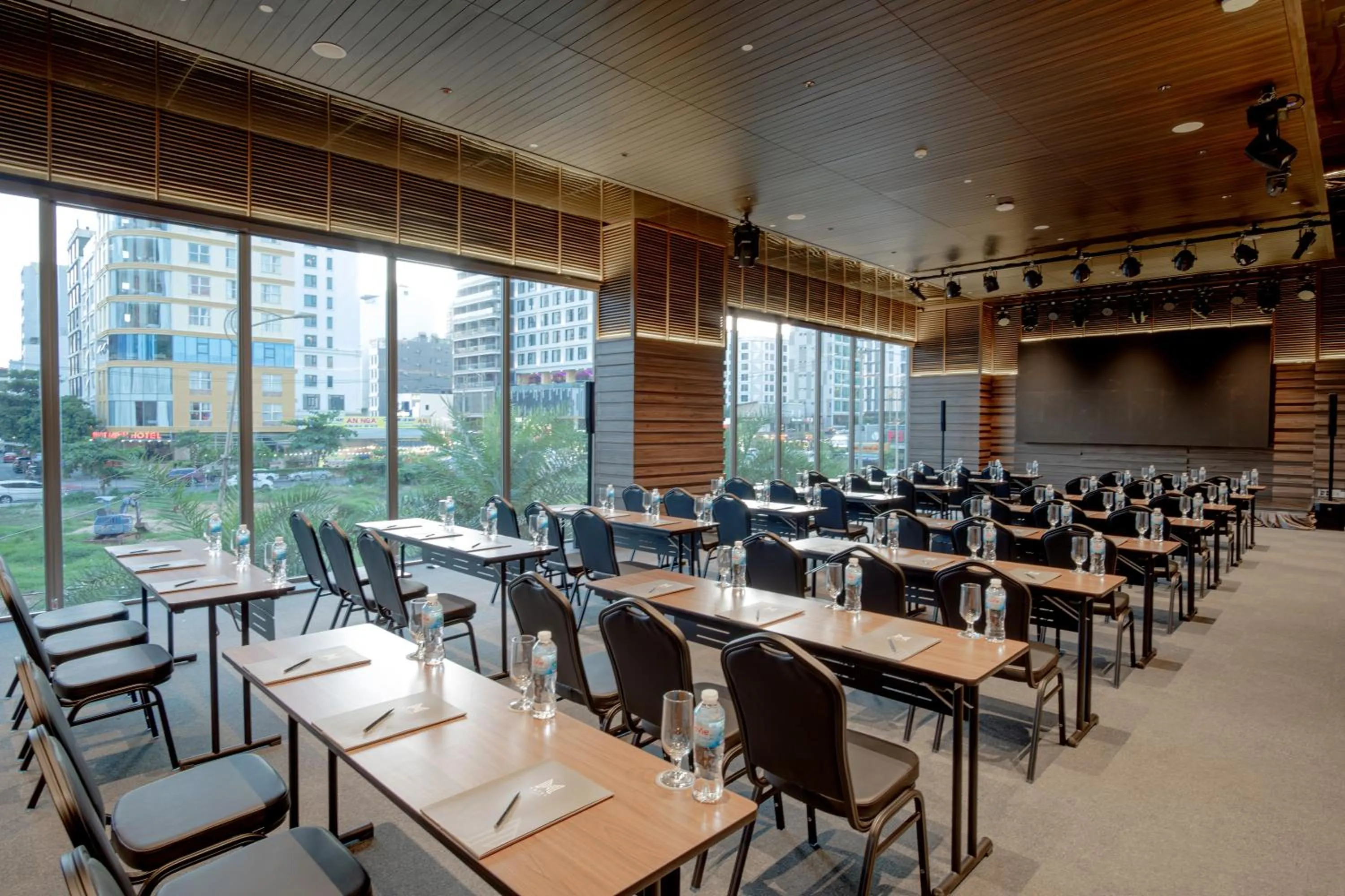 Meeting/conference room in M Hotel Danang