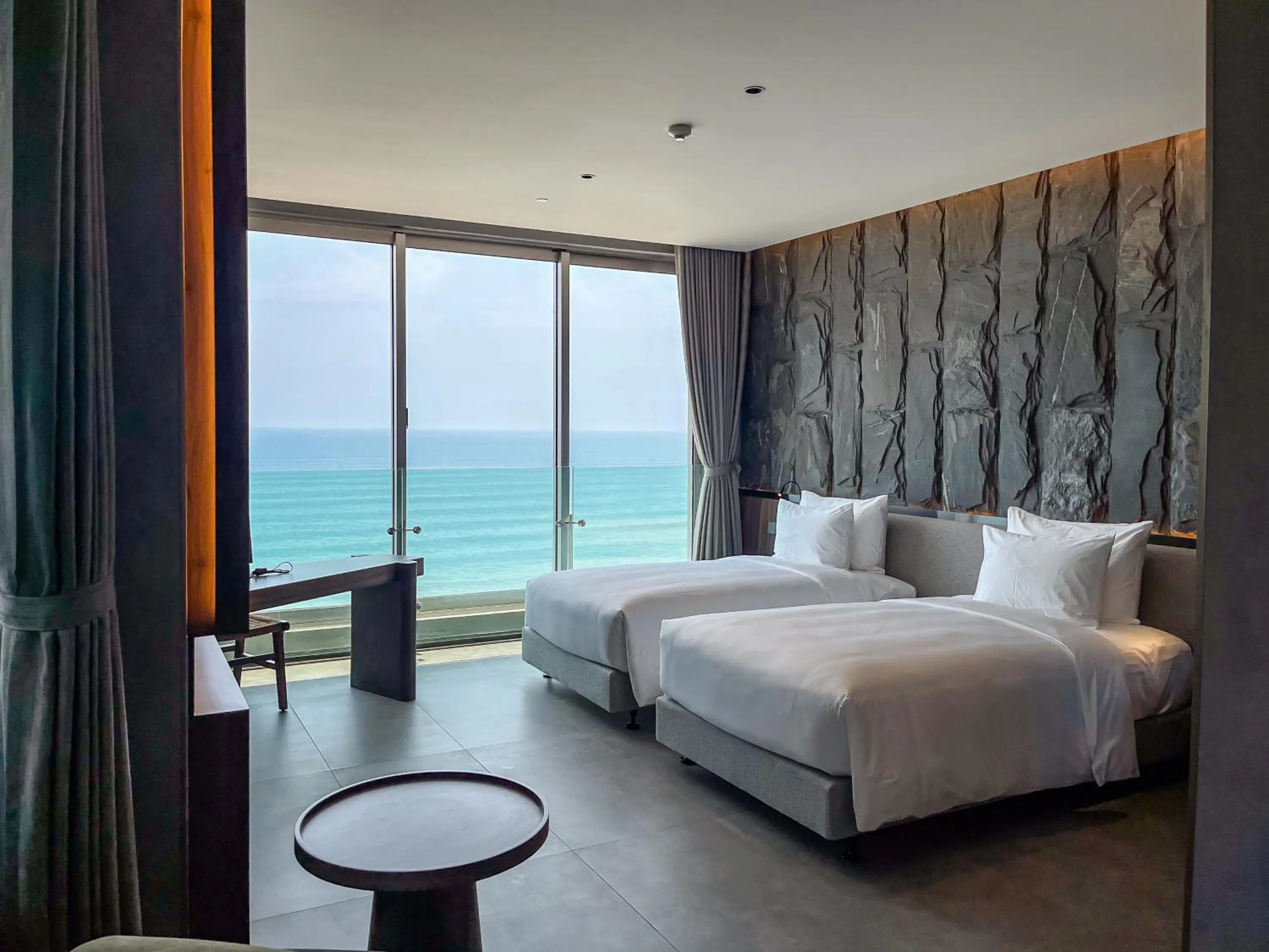 Bed in M Hotel Danang
