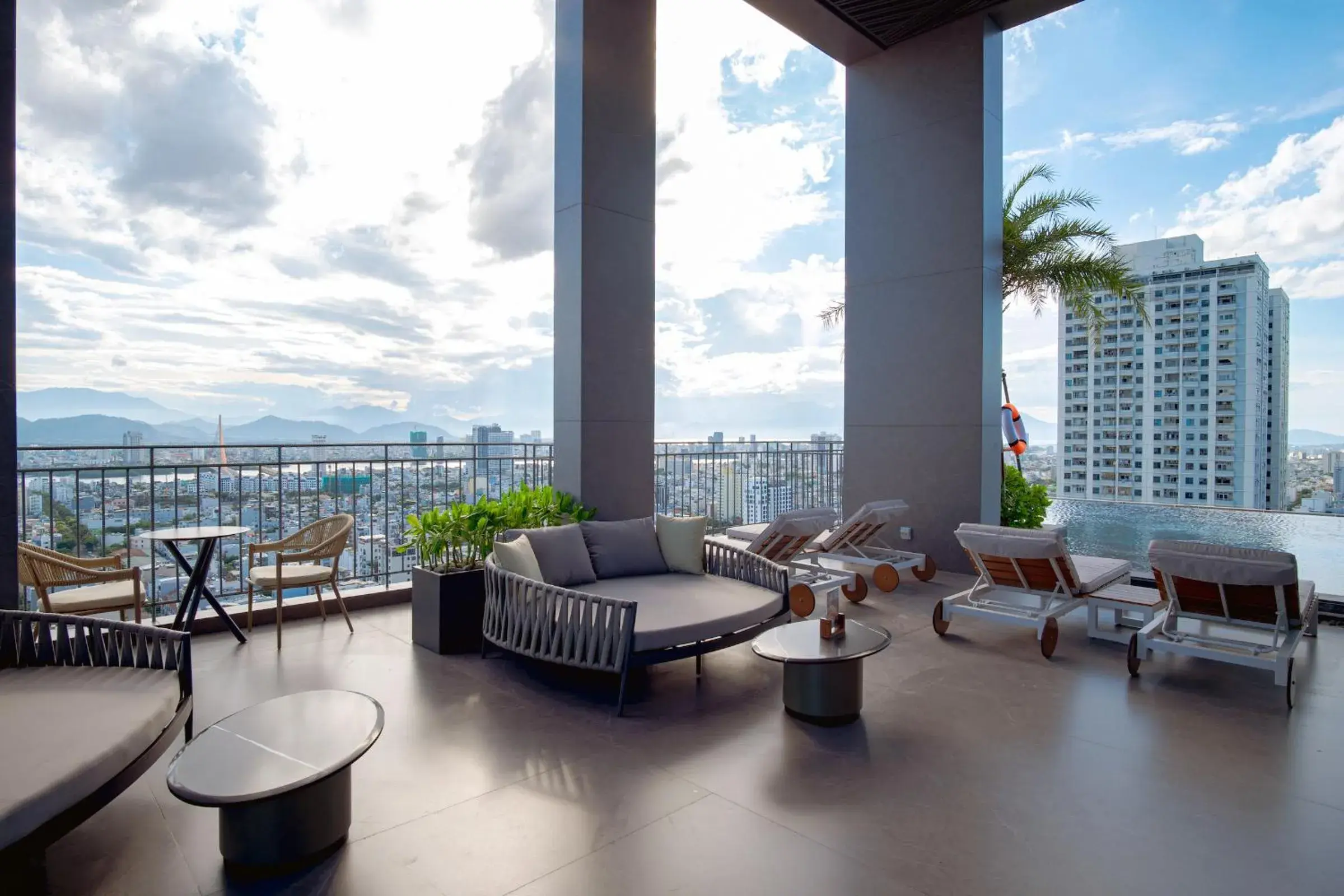 Lounge or bar in M Hotel Danang Lounge or bar in M Hotel Danang