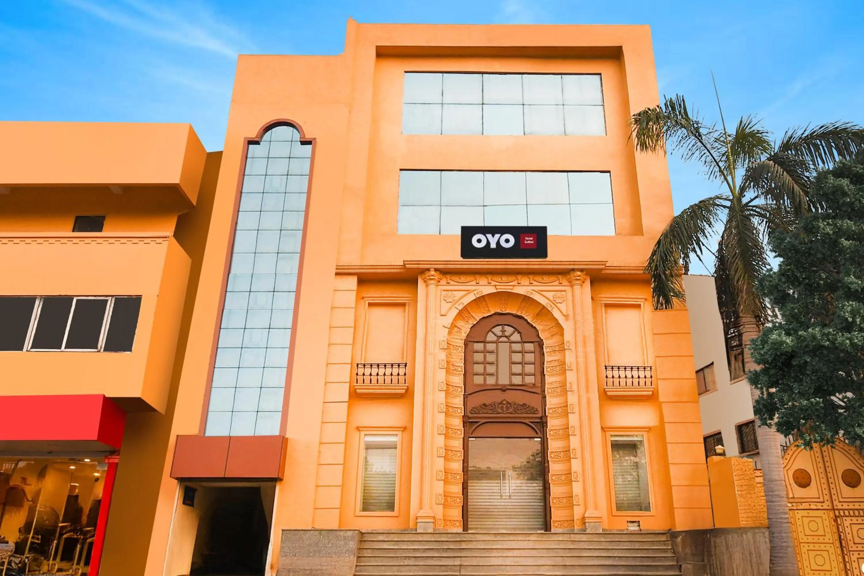 Facade/entrance in Super Hotel O Sofitel Hotel