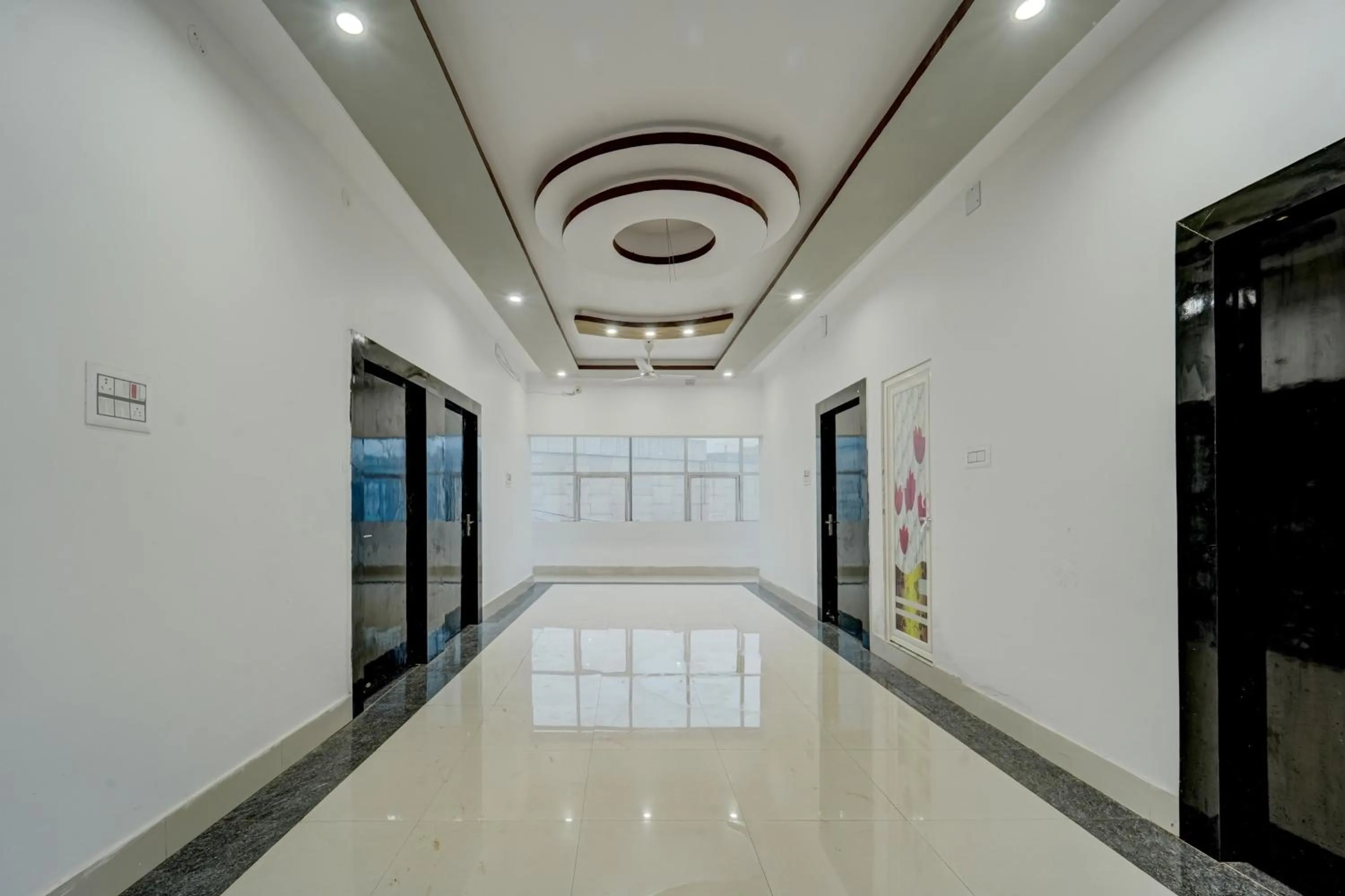 Lobby or reception in Super Hotel O Dev Laxmi Palace Hotel & Banquet