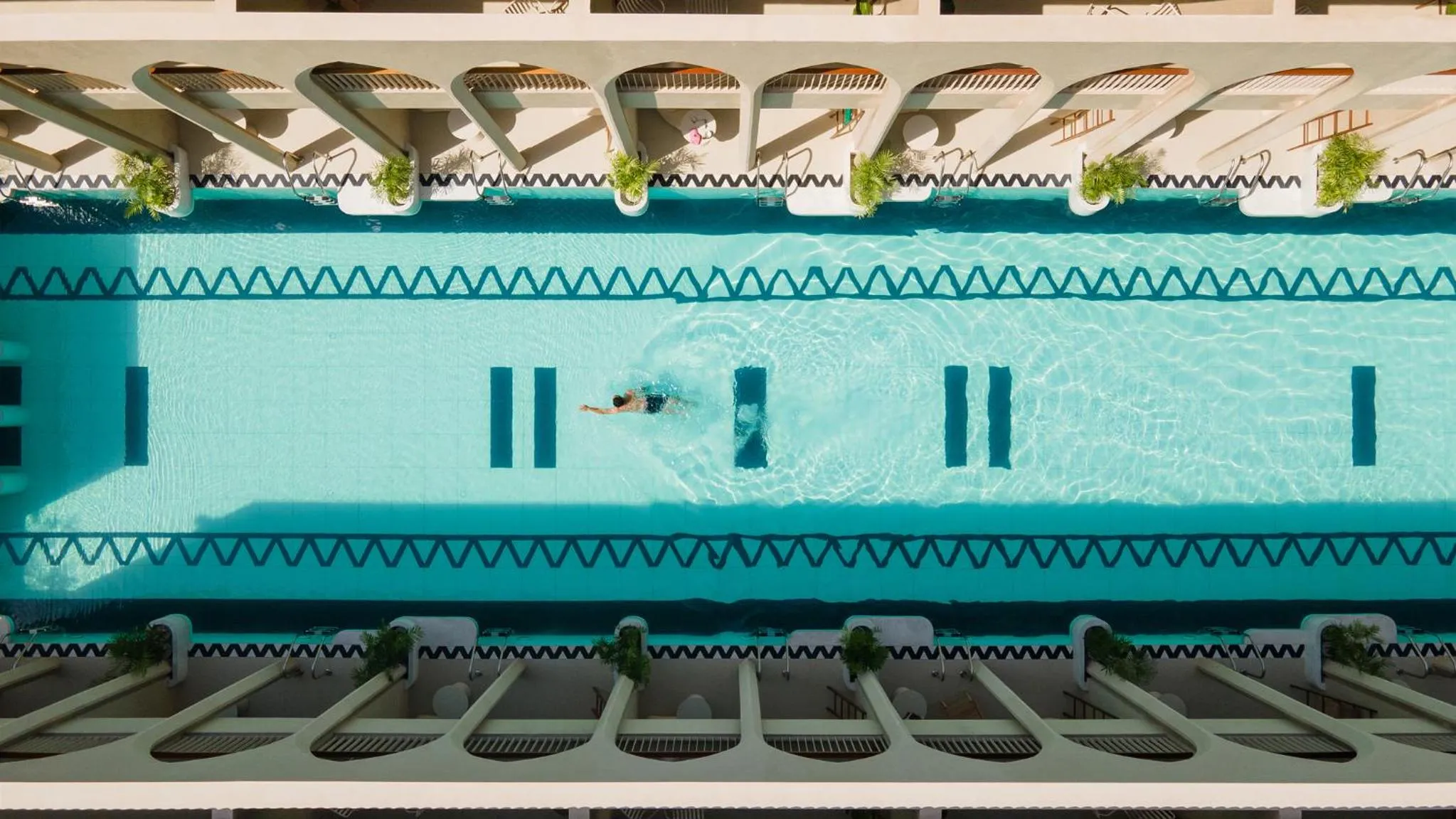 Swimming pool in Navakiri Boutique Resort Satun