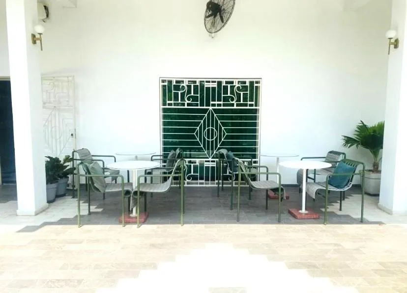 Patio in Hotel Lepic