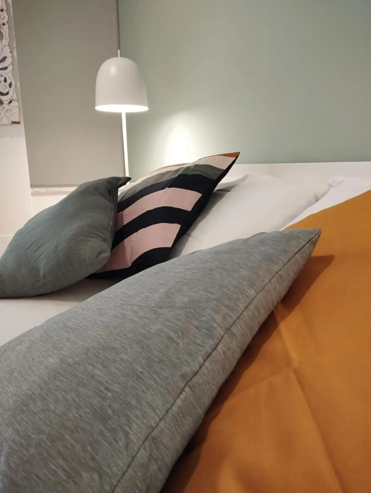 Decorative detail, Bed in 111 ColaDiRienzo Rooms - by AD Roma