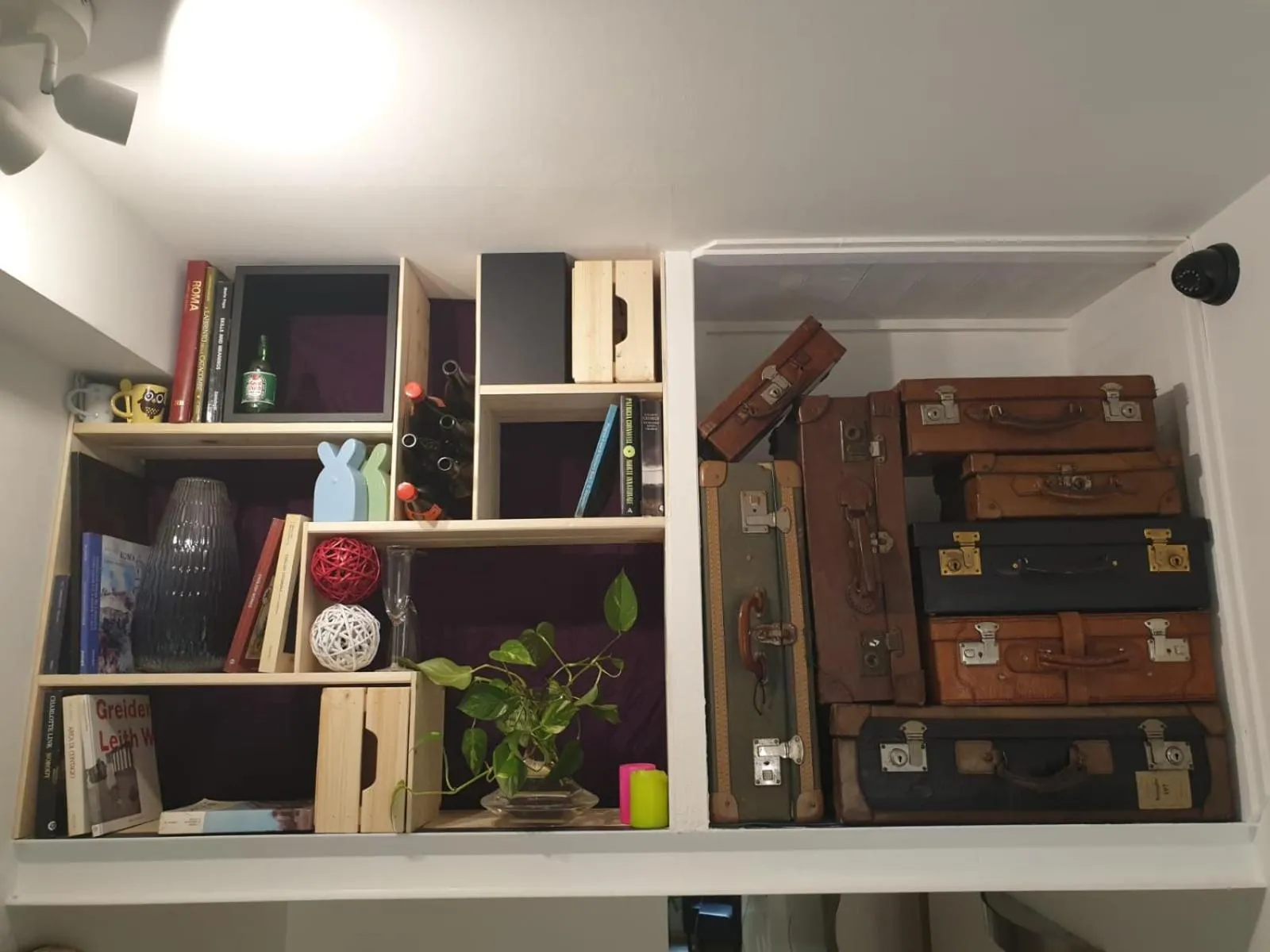 Property building in 111 ColaDiRienzo Rooms - by AD Roma