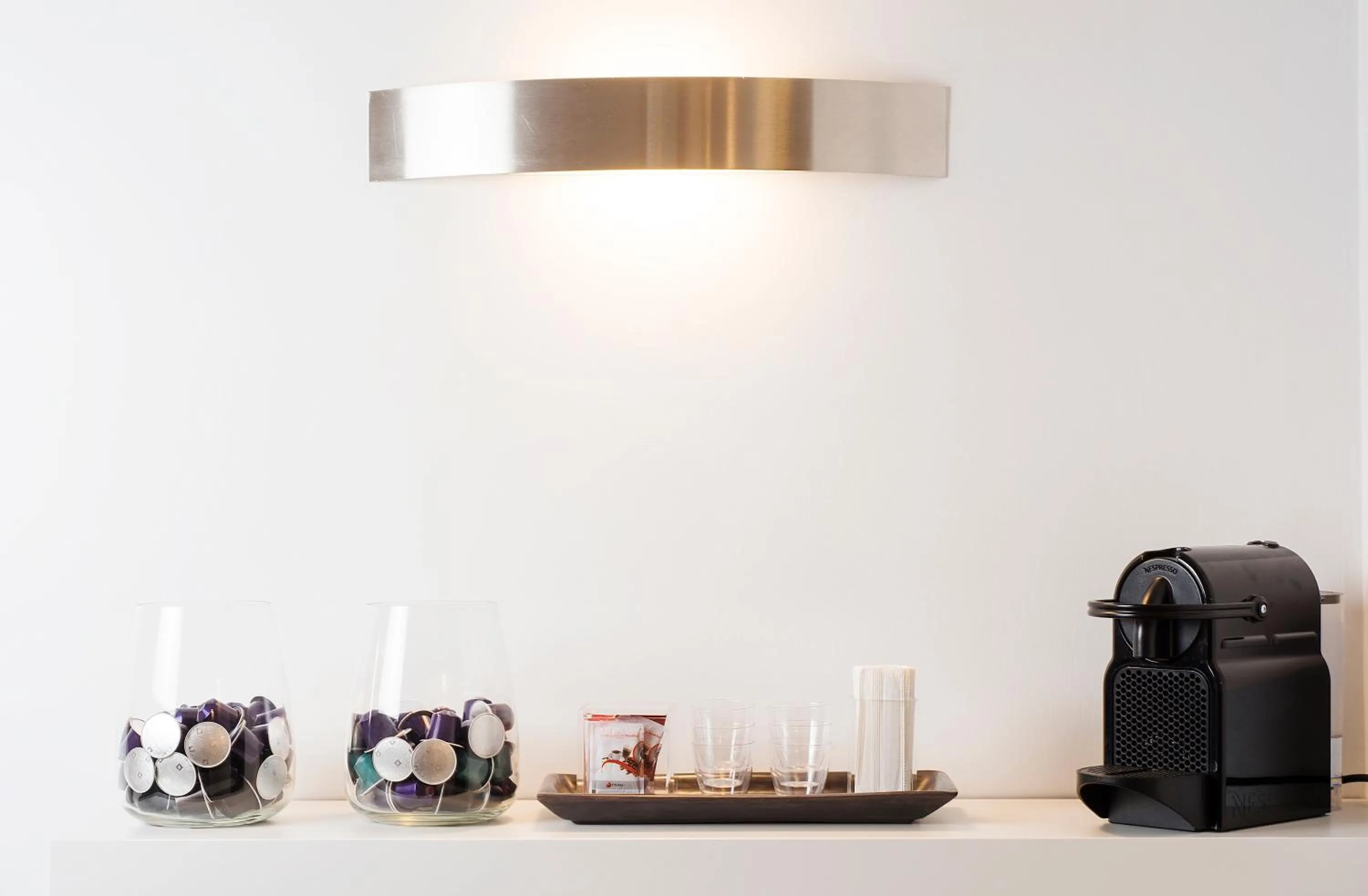 Coffee/tea facilities in 111 ColaDiRienzo Rooms - by AD Roma