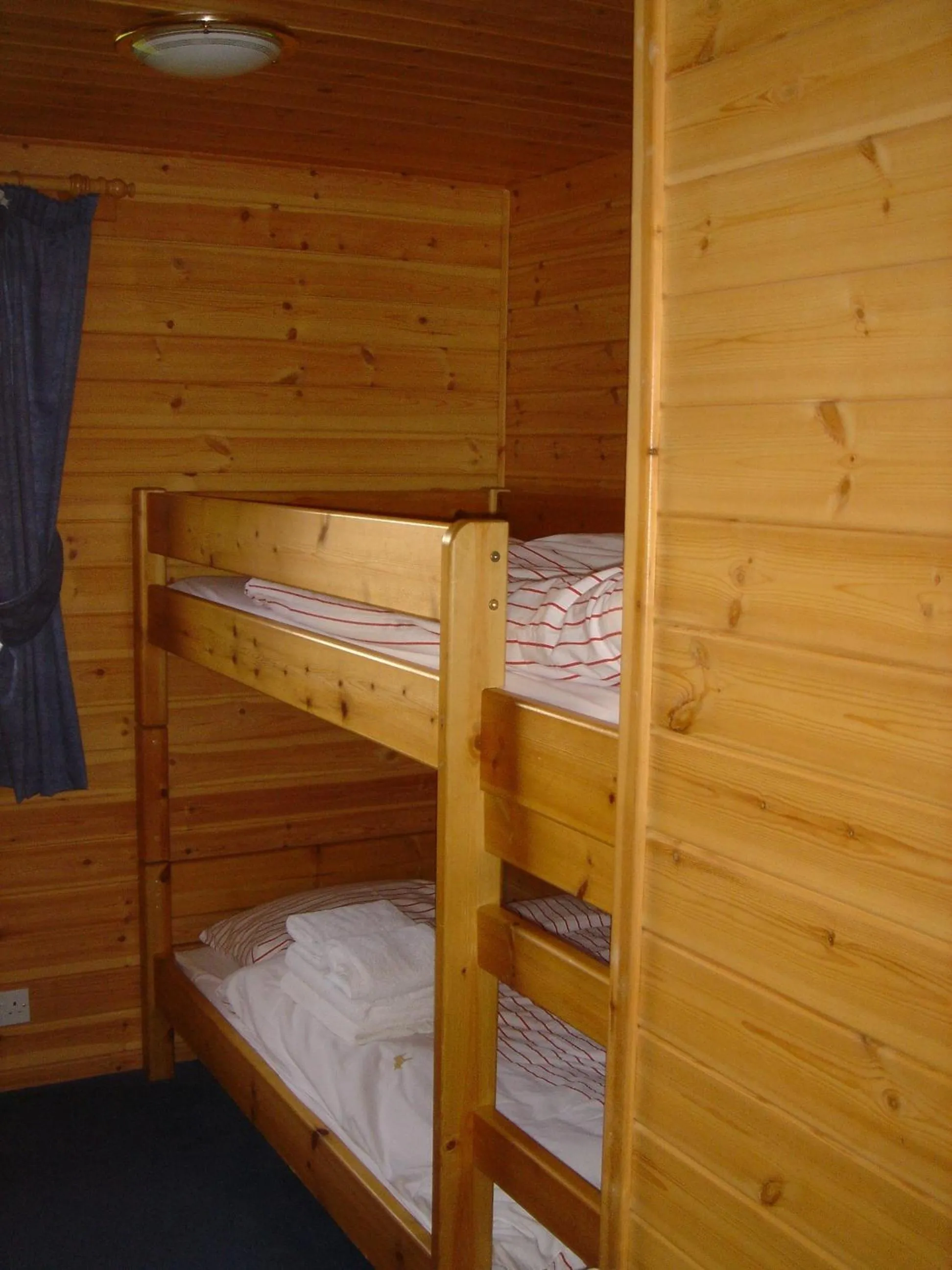 bunk bed, Bed in Loch Lomond Lodge