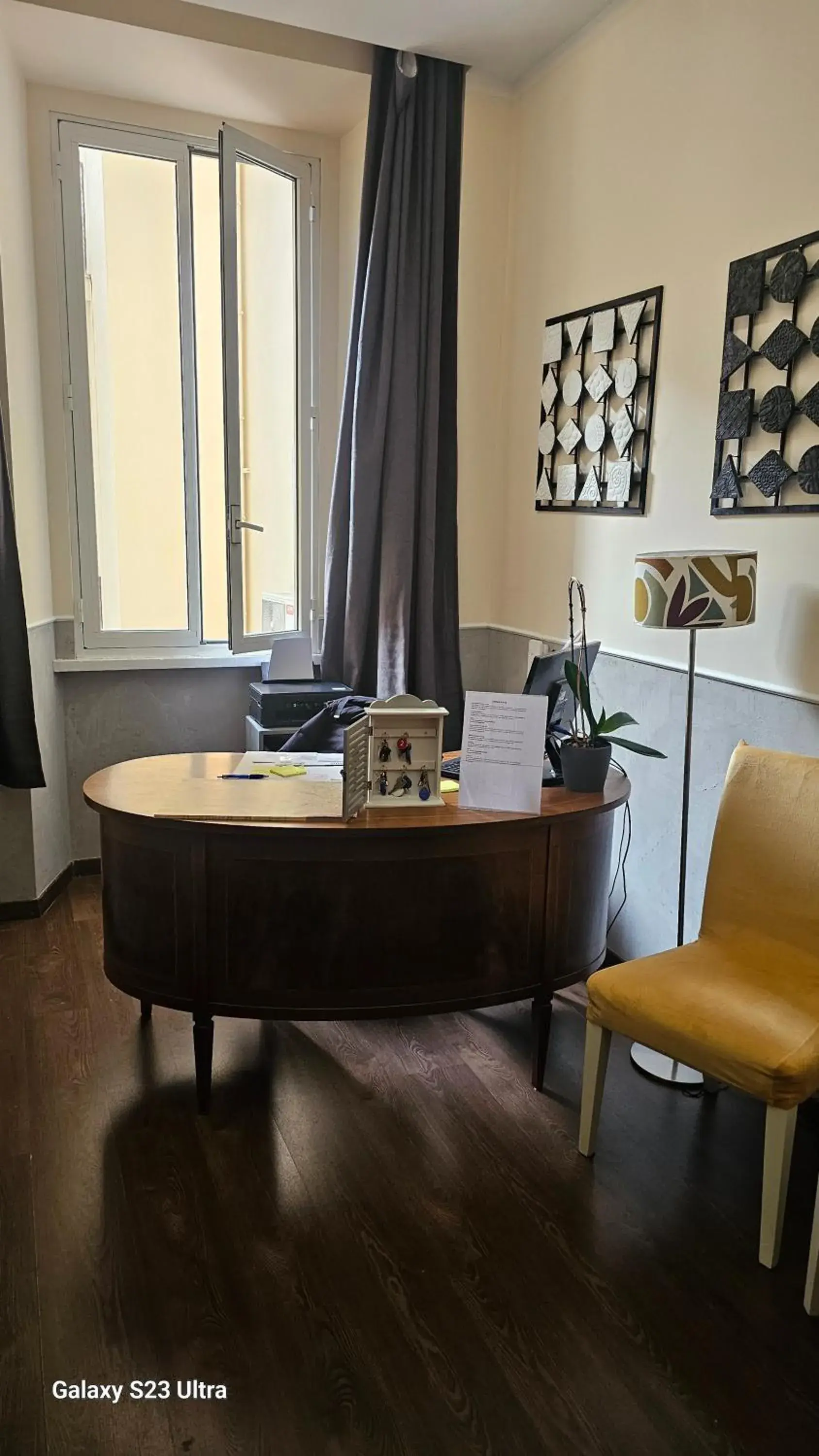 Lobby or reception in Caesar Place Lobby or reception in Caesar Place