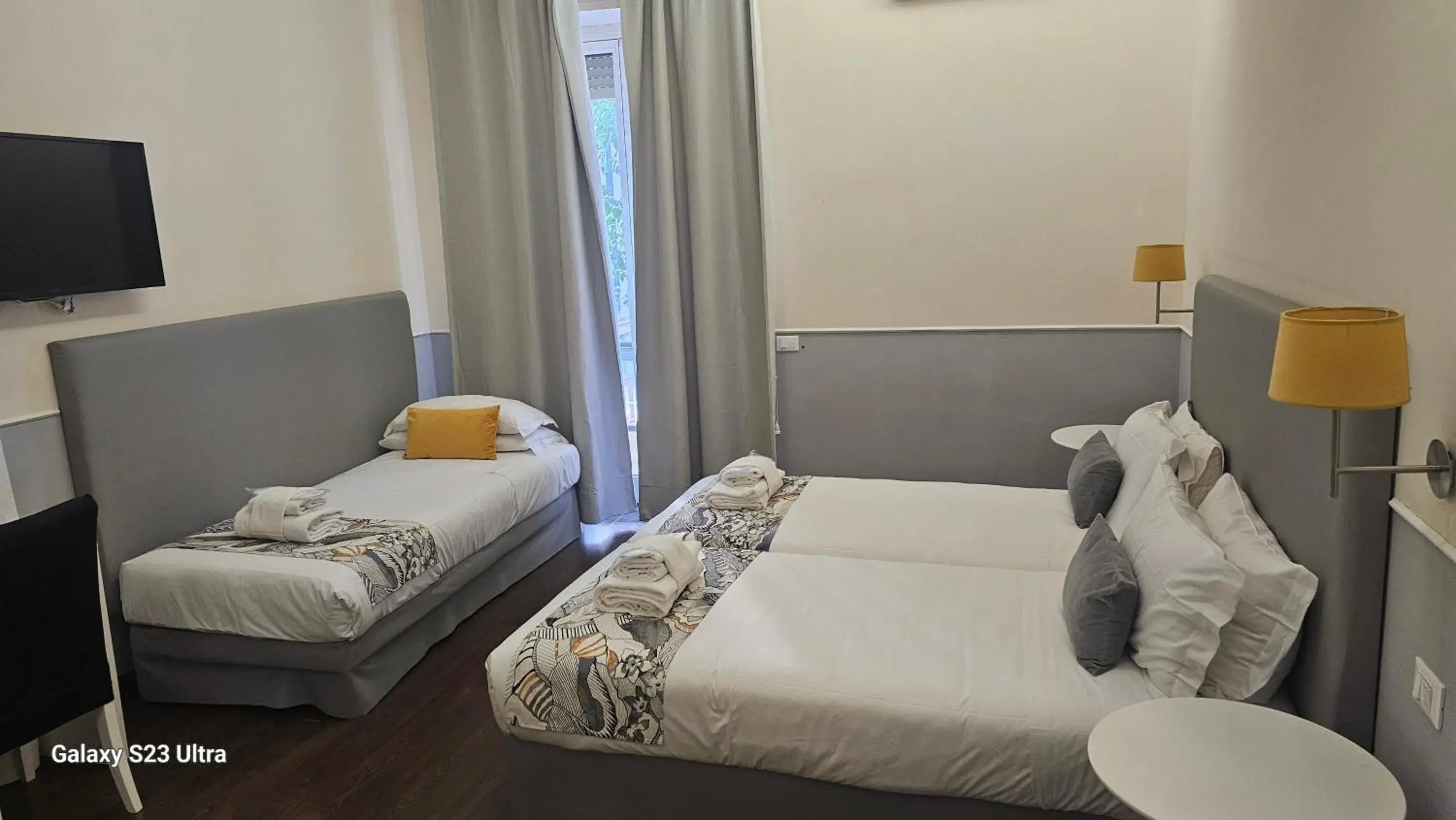 Bed in Caesar Place Bed in Caesar Place