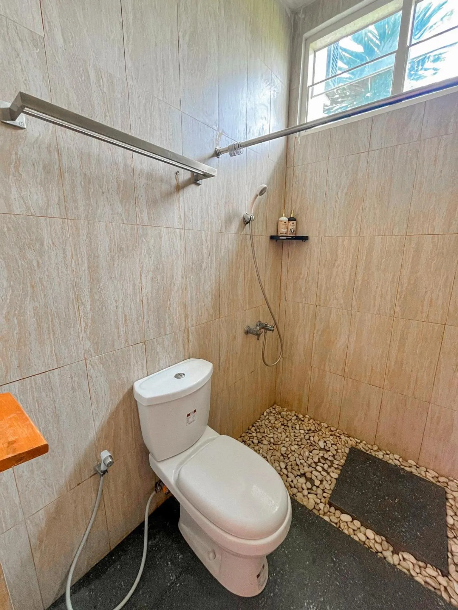 Shower in Omah Ulfah Homestay