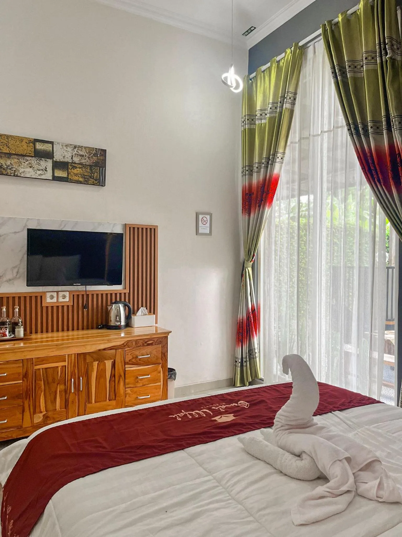 Bed in Omah Ulfah Homestay