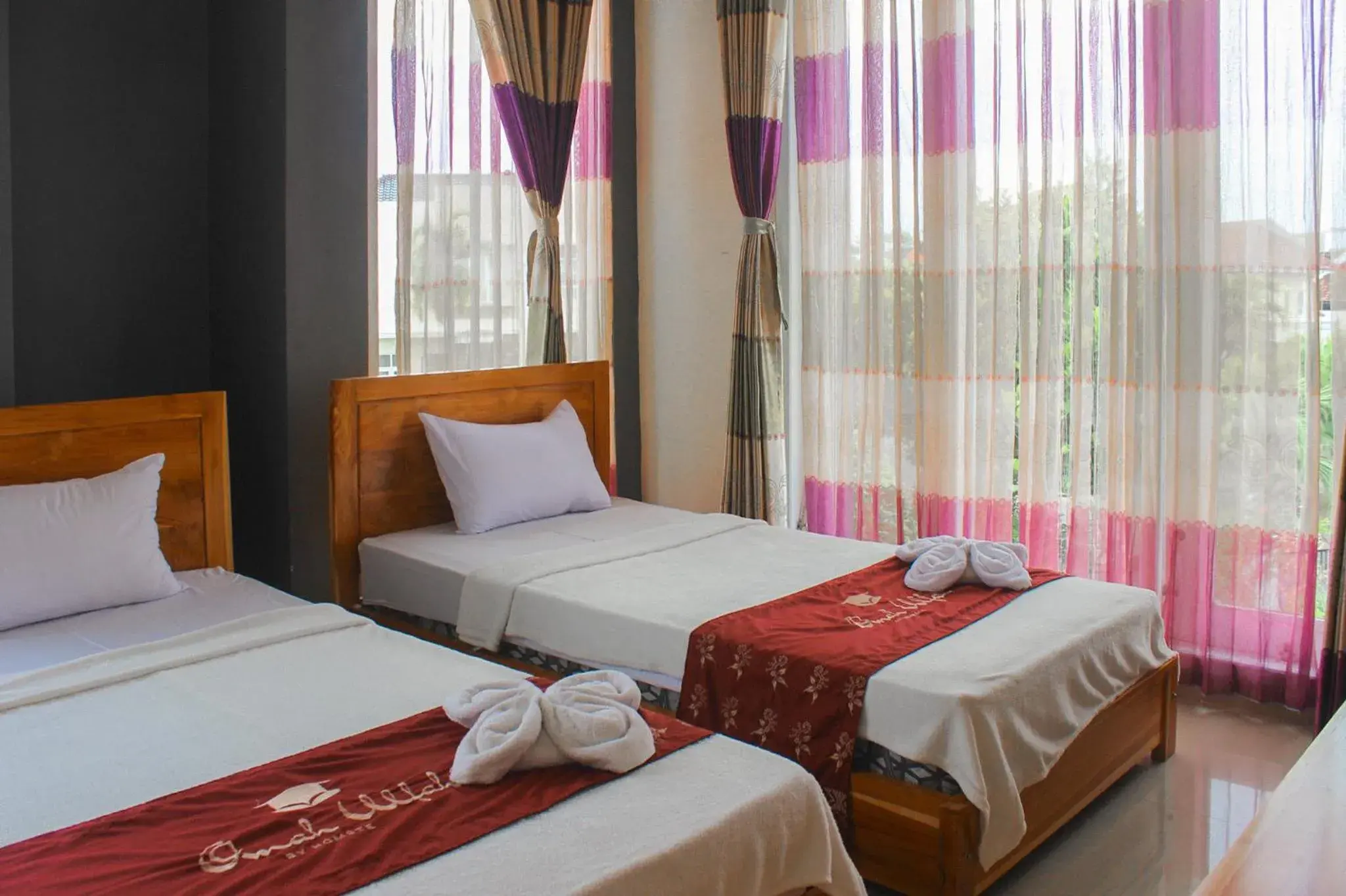 Standard Twin Room with Garden View in Omah Ulfah Homestay Standard Twin Room with Garden View in Omah Ulfah Homestay