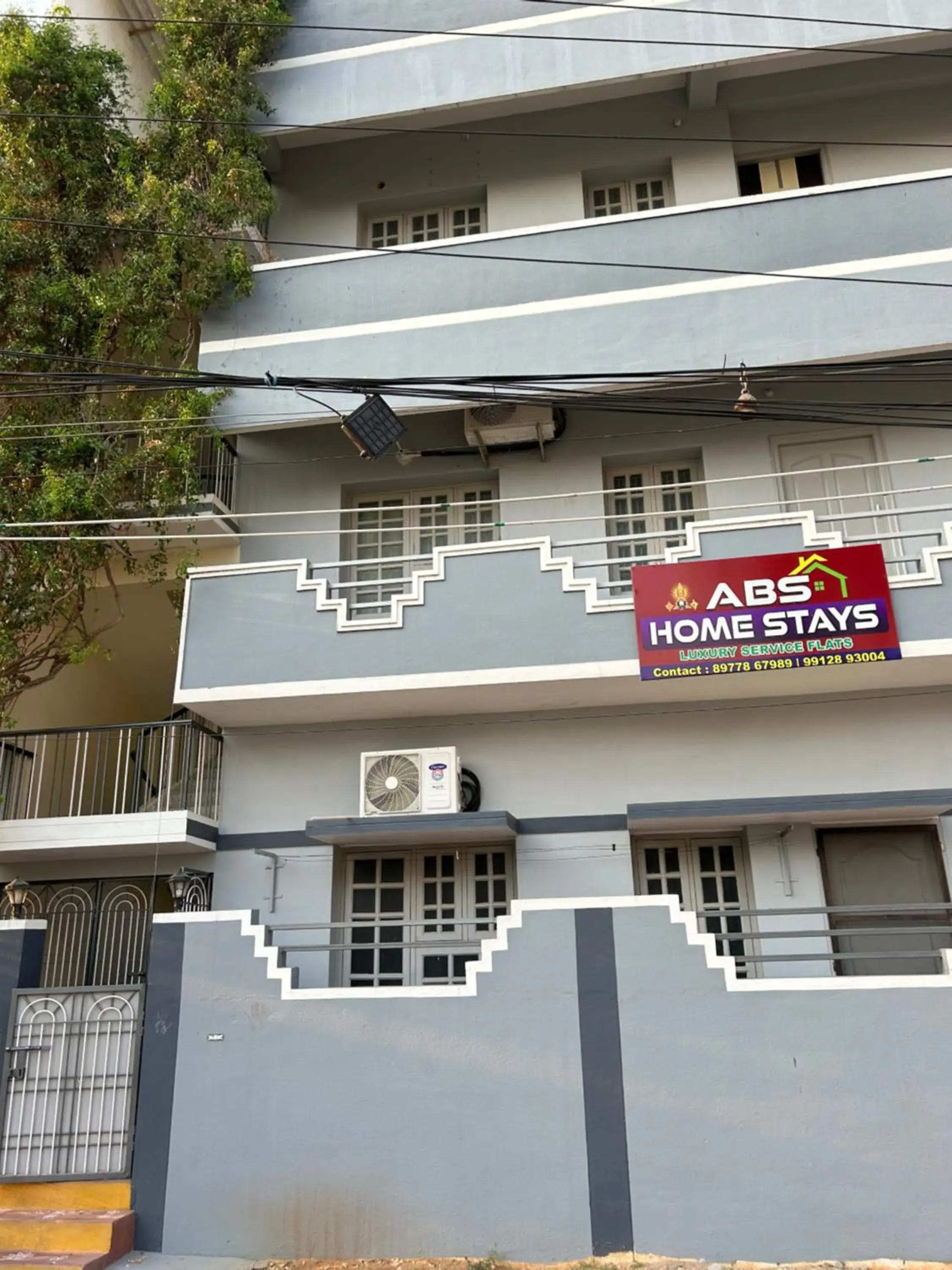 Property building in ABS Home Stay, 2Bed room AC Flats,Tirupati Property building in ABS Home Stay, 2Bed room AC Flats,Tirupati