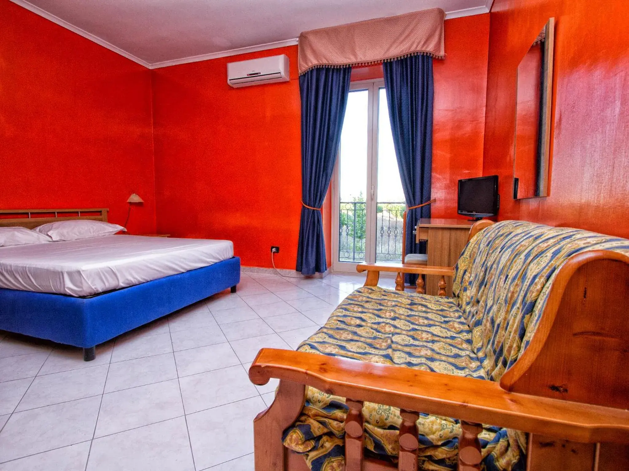 Bedroom in Hotel Silverado Bedroom in Hotel Silverado